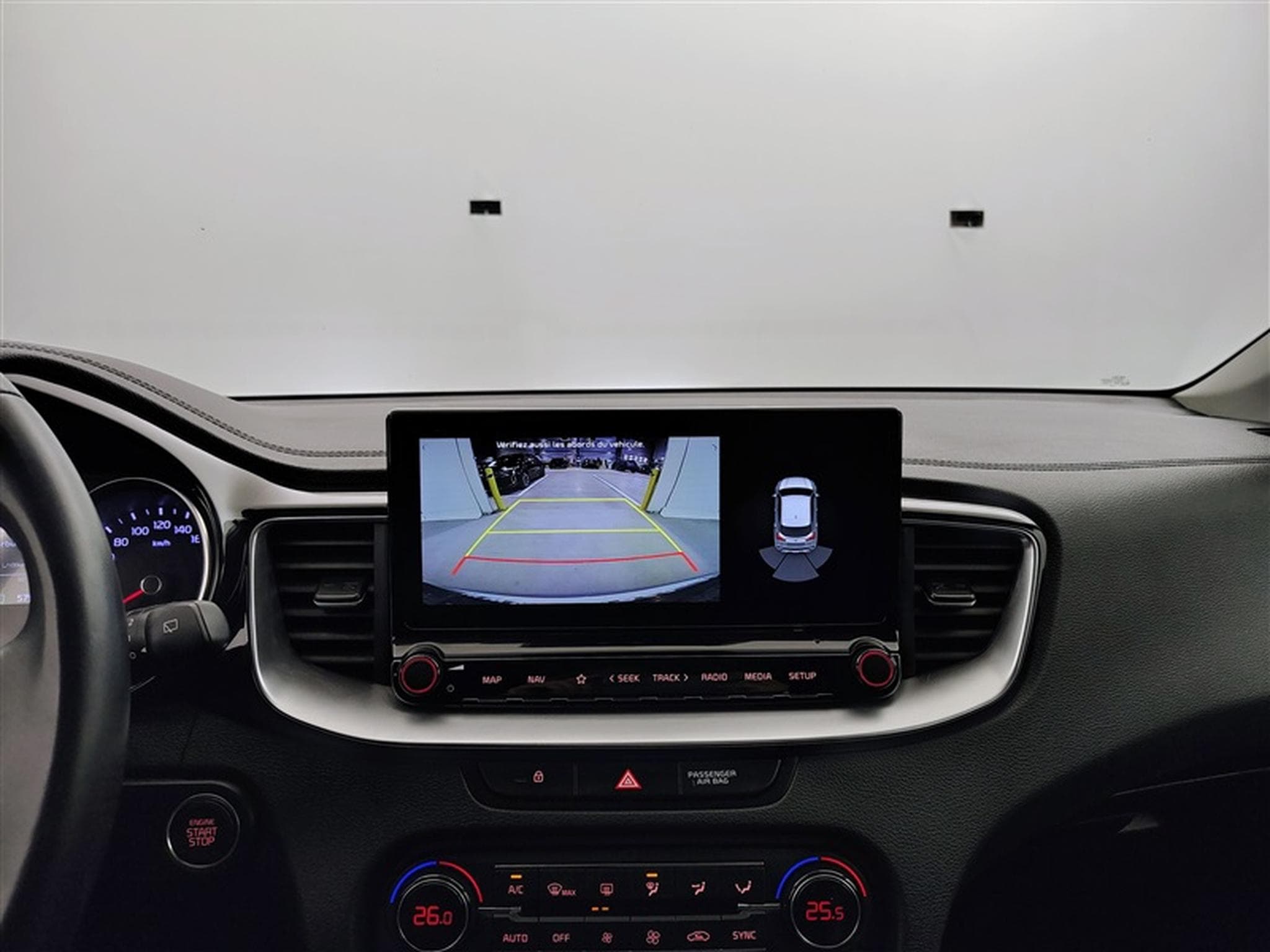 Kia XCeed 1.6 CRDi MHEV Business Line NAVI/ FULL LED / CAMERA / JA 18" (2021) - Photo 17
