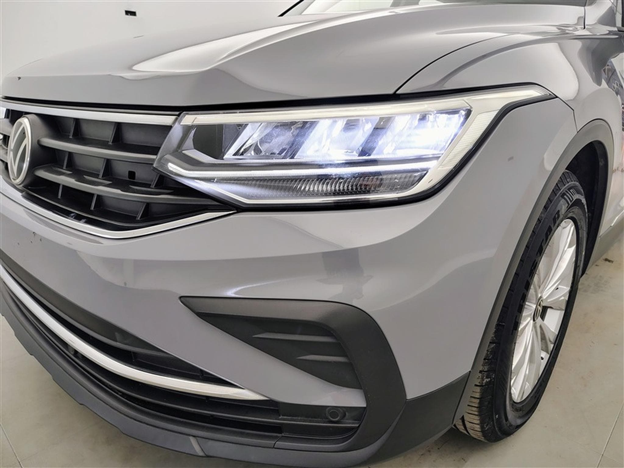 VW Tiguan 1.5 TSI ACT Active OPF (2021) - Foto 15