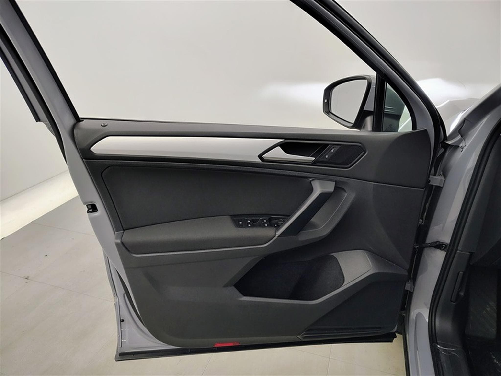 VW Tiguan 1.5 TSI ACT Active OPF (2021) - Foto 17