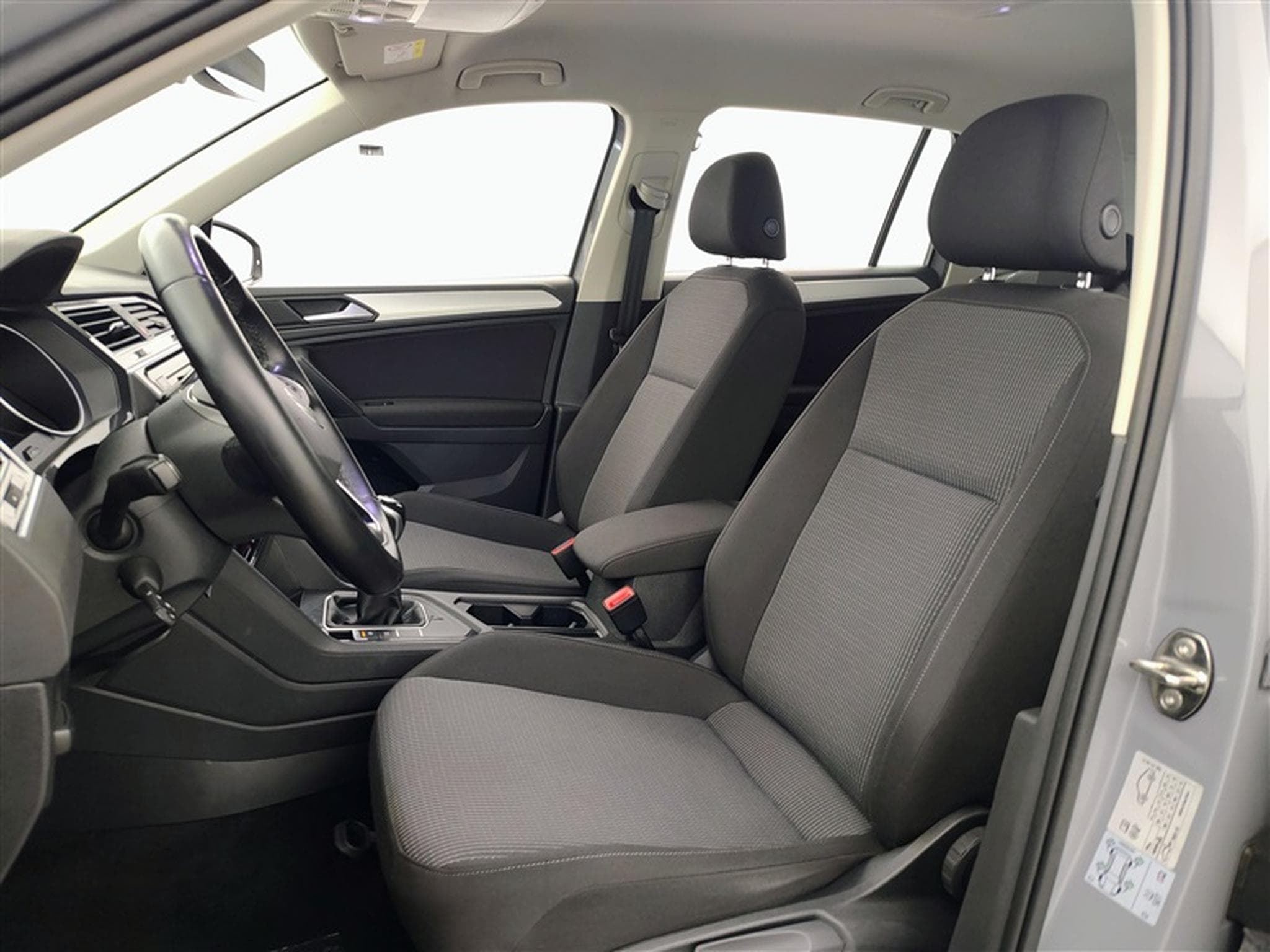 VW Tiguan 1.5 TSI ACT Active OPF (2021) - Foto 7