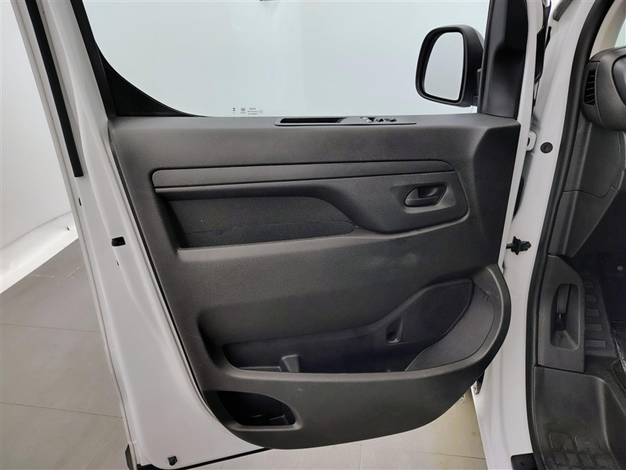 Fiat Scudo 2.0 M-Jet 180Cv AT8 L3 3PL / NAVI / CARPLAY / CAMERA (2024) - Foto 16