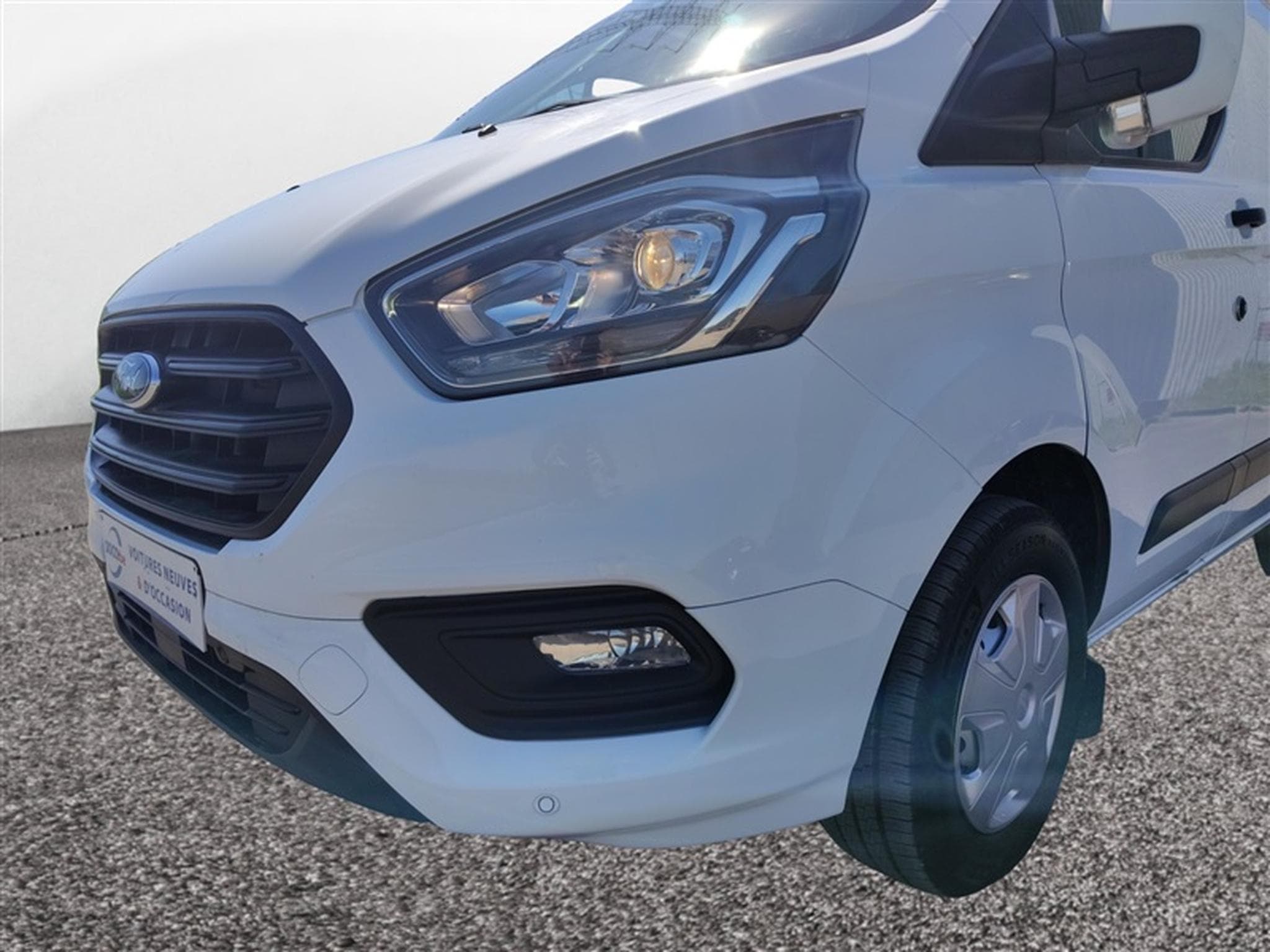 Ford Transit 2.0 TDCi L1H1 3PL CLIM / PDC AV-AR (2022) - Foto 15