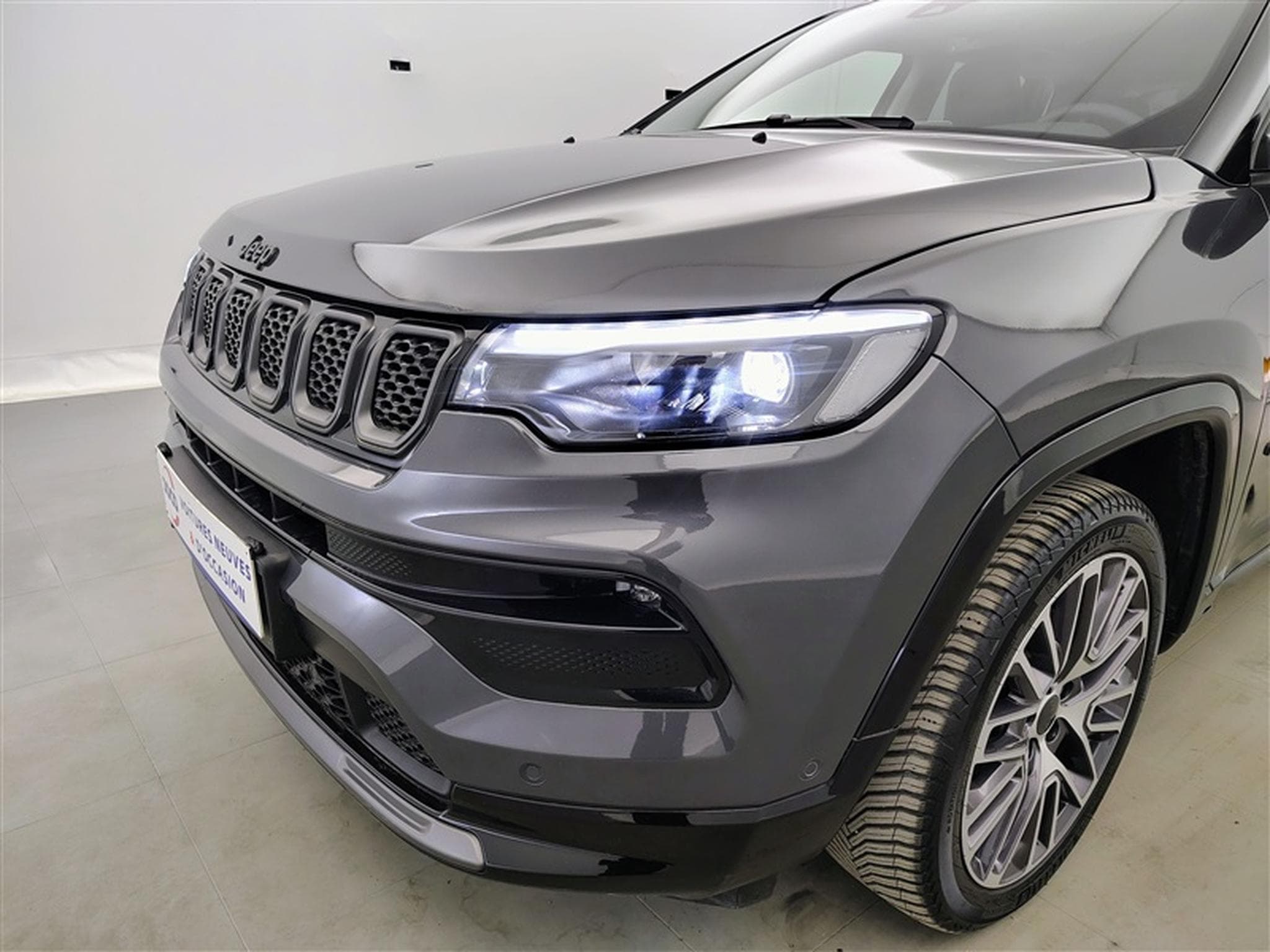Jeep Compass 1.5 Turbo T4 e-Hybrid BVR7 Summit CUIR / NAVI / FULL LED (2024) - Foto 15
