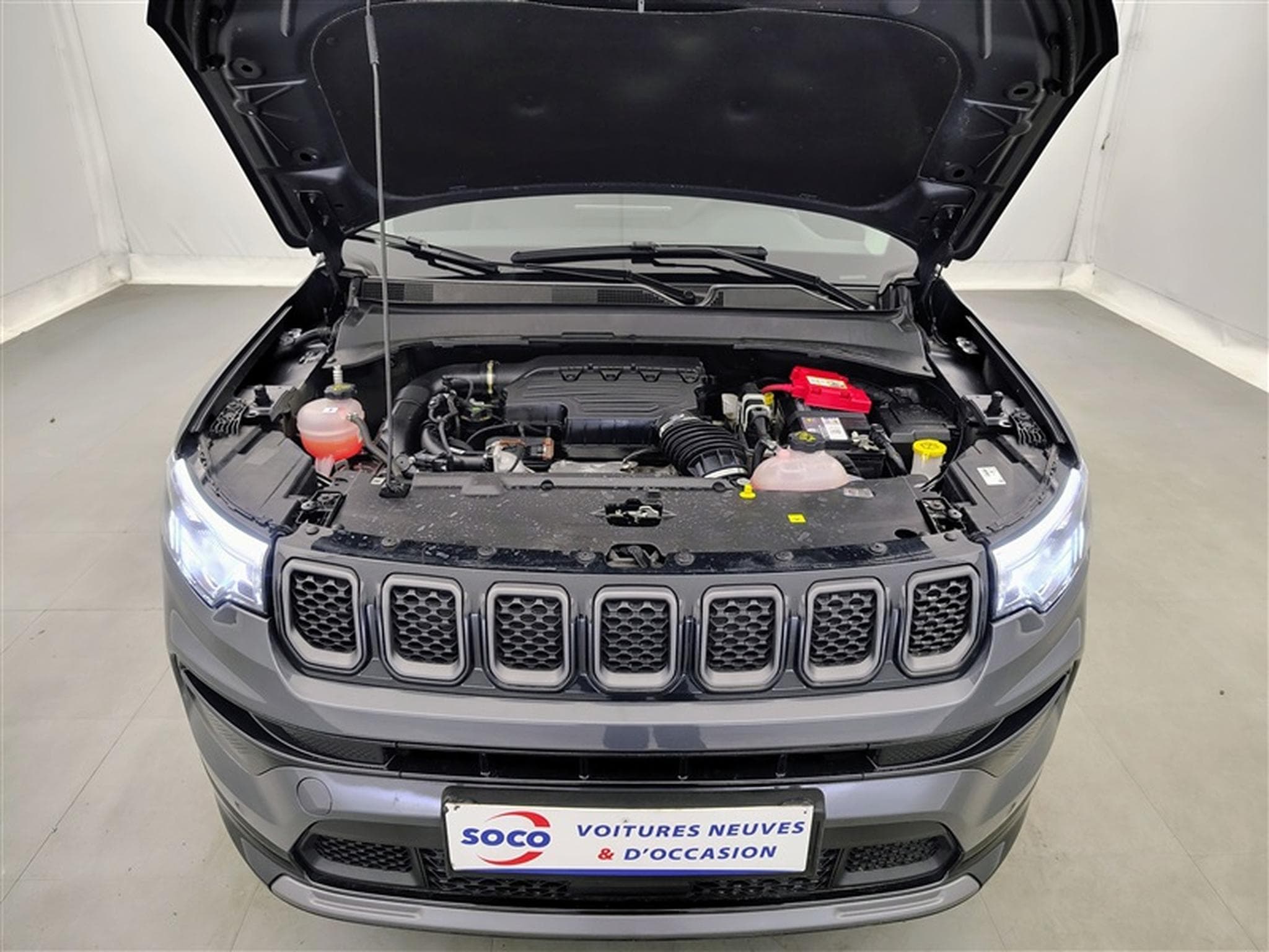 Jeep Compass 1.5 Turbo T4 e-Hybrid BVR7 Summit CUIR / NAVI / FULL LED (2024) - Foto 19