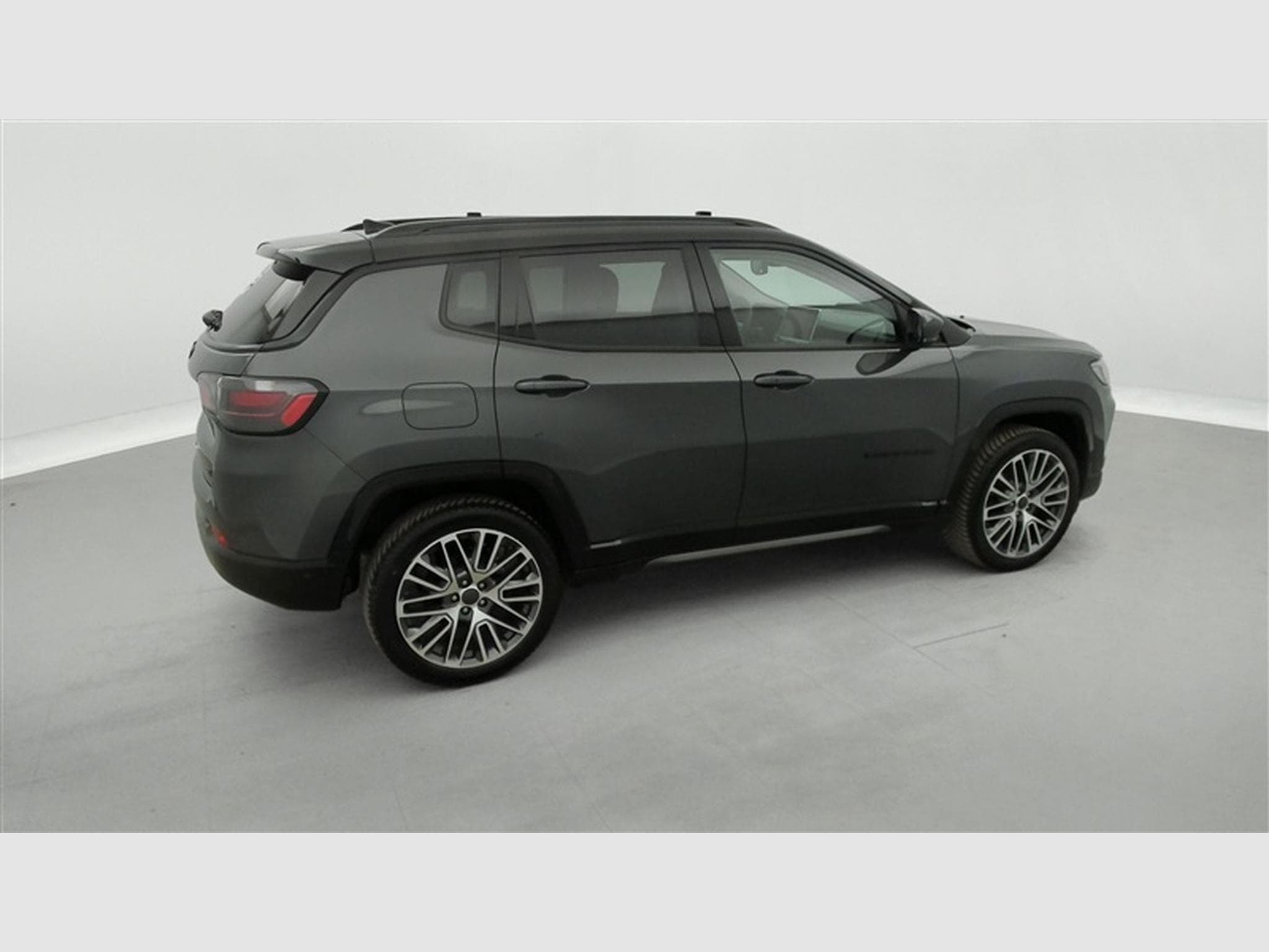 Jeep Compass 1.5 Turbo T4 e-Hybrid BVR7 Summit CUIR / NAVI / FULL LED (2024) - Foto 25