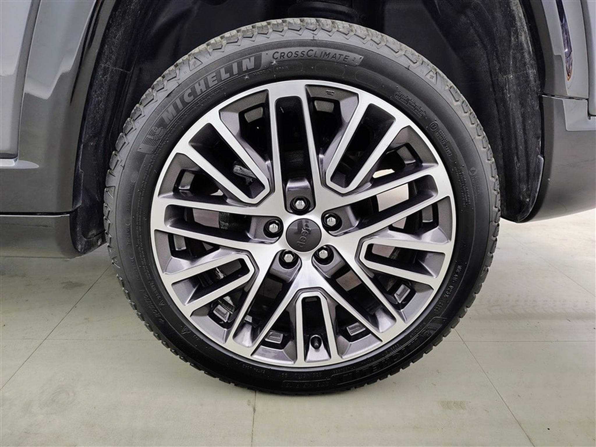 Jeep Compass 1.5 Turbo T4 e-Hybrid BVR7 Summit CUIR / NAVI / FULL LED (2024) - Foto 6