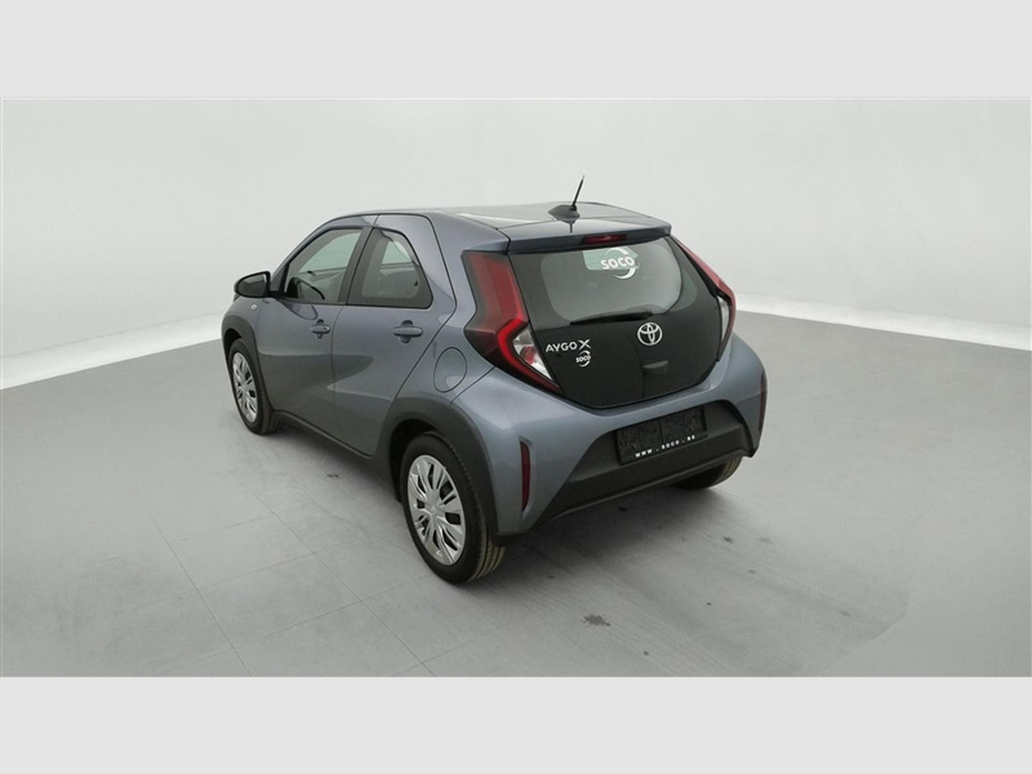 Toyota Aygo 1.0i VVT-i X Black Edition CVT (2025) - Foto 2