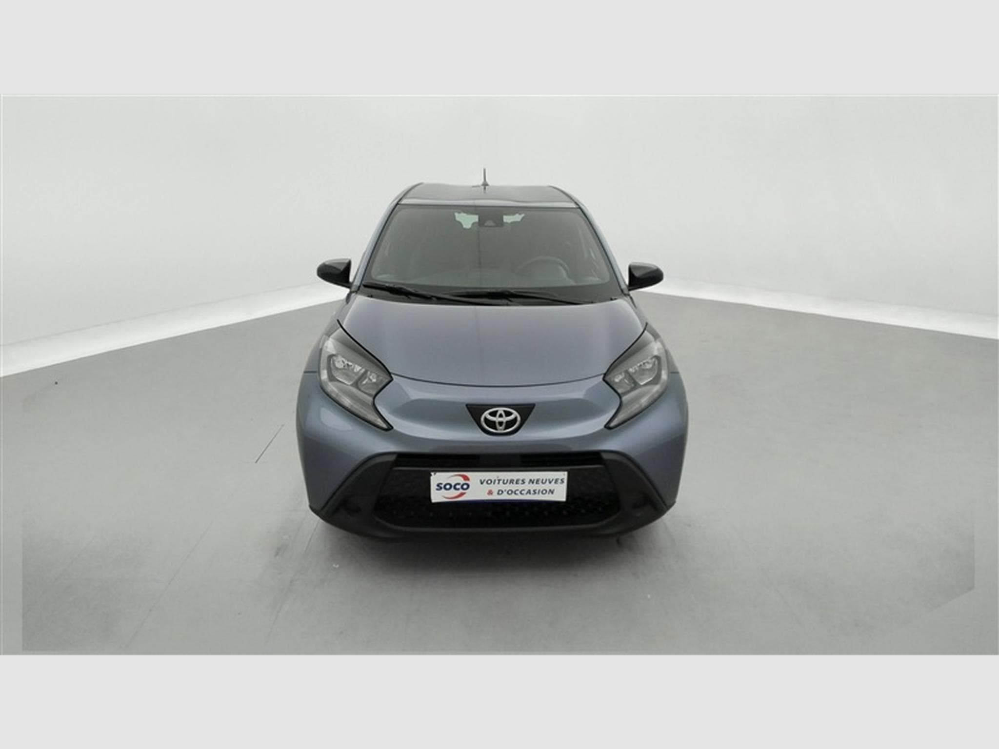 Toyota Aygo 1.0i VVT-i X Black Edition CVT (2025) - Foto 4