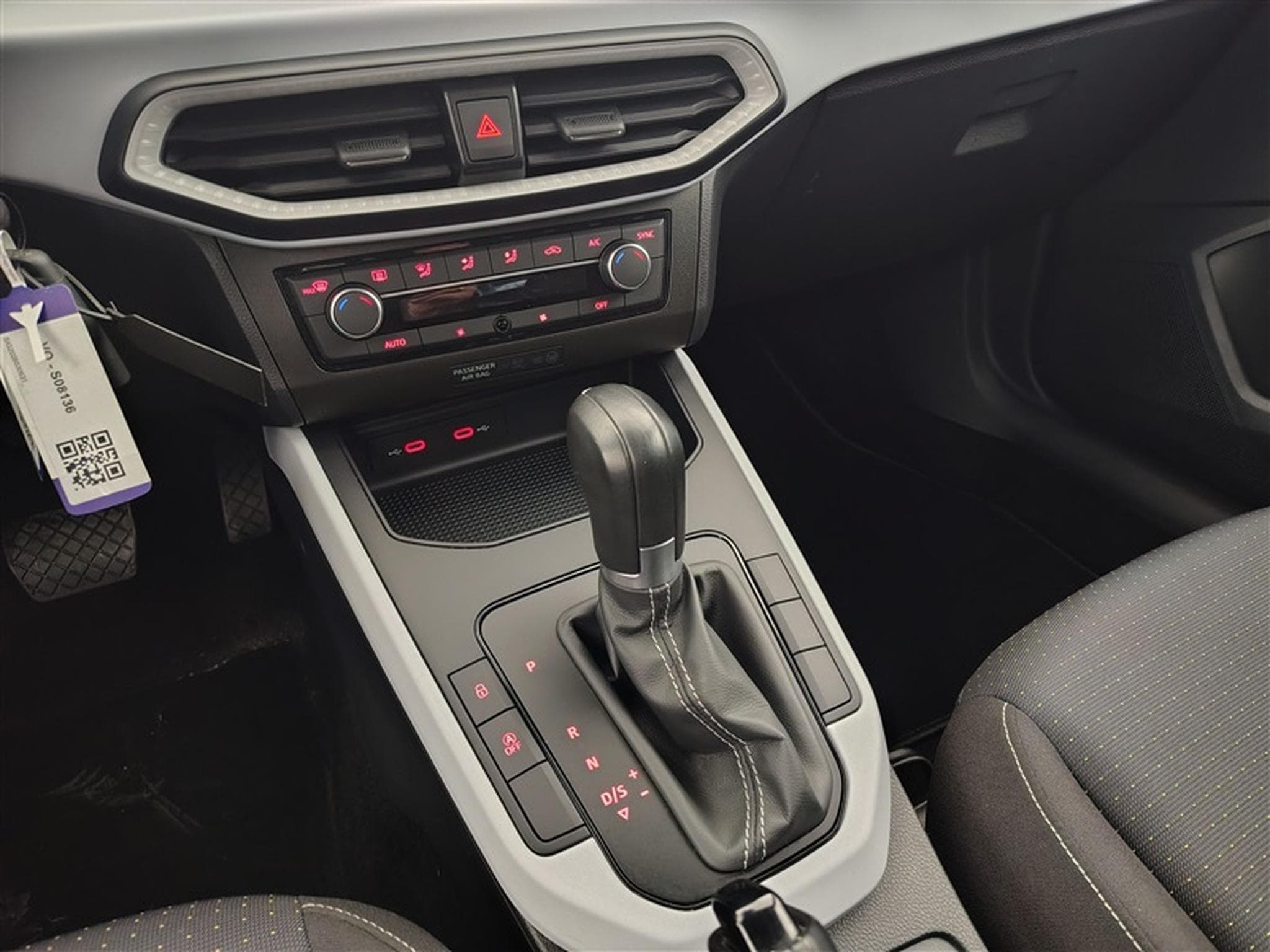 Seat Arona 1.0 TSI Move! Full Link DSG (2023) - Foto 12