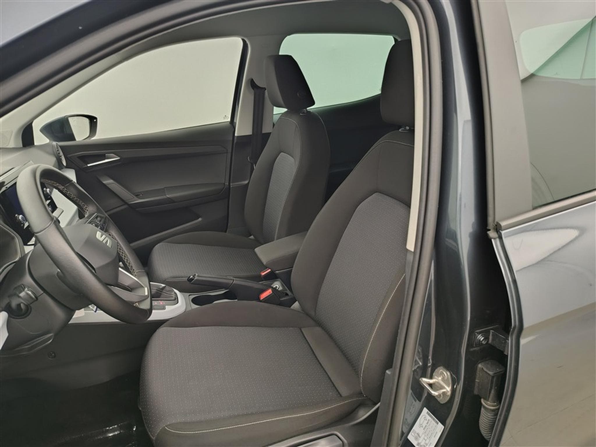Seat Arona 1.0 TSI Move! Full Link DSG (2023) - Foto 7