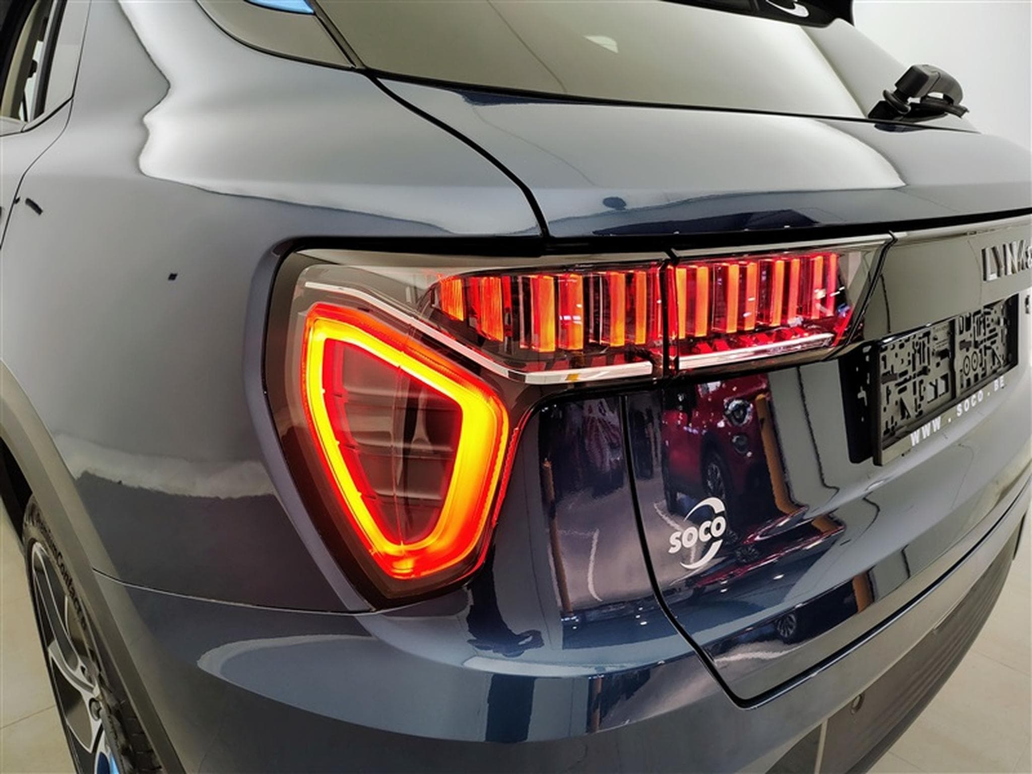 Lynk & Co 01 1.5 Turbo PHEV NAVI / FULL LED / PANO / CAMERA / ALU 20" (2023) - Foto 16