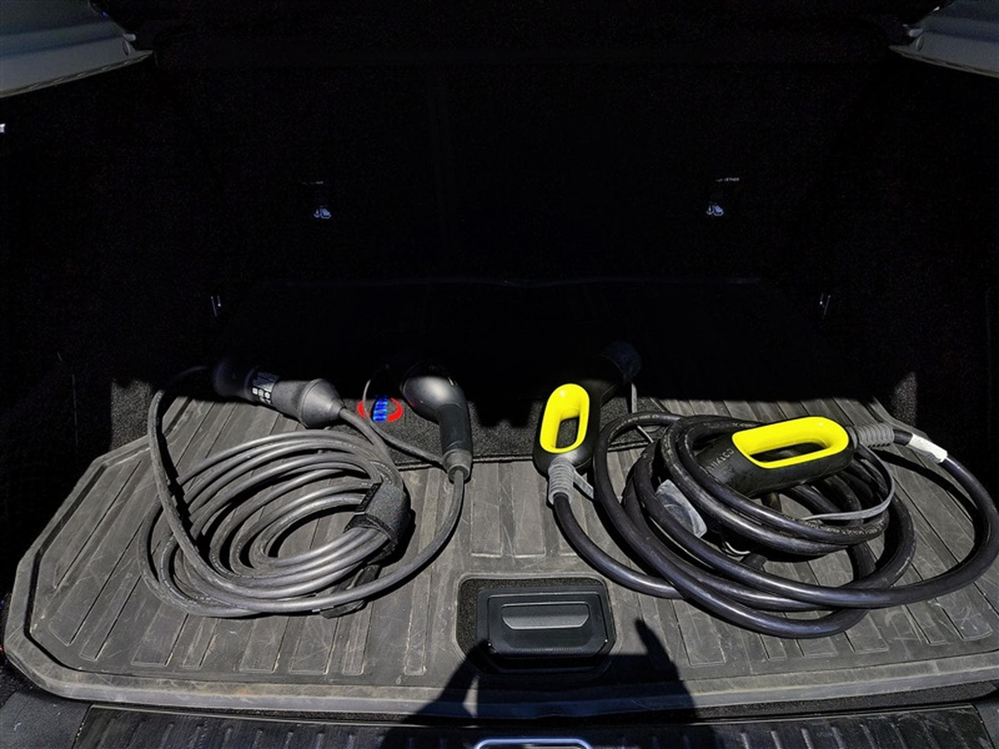 Lynk & Co 01 1.5 Turbo PHEV NAVI / FULL LED / PANO / CAMERA / ALU 20" (2023) - Foto 19