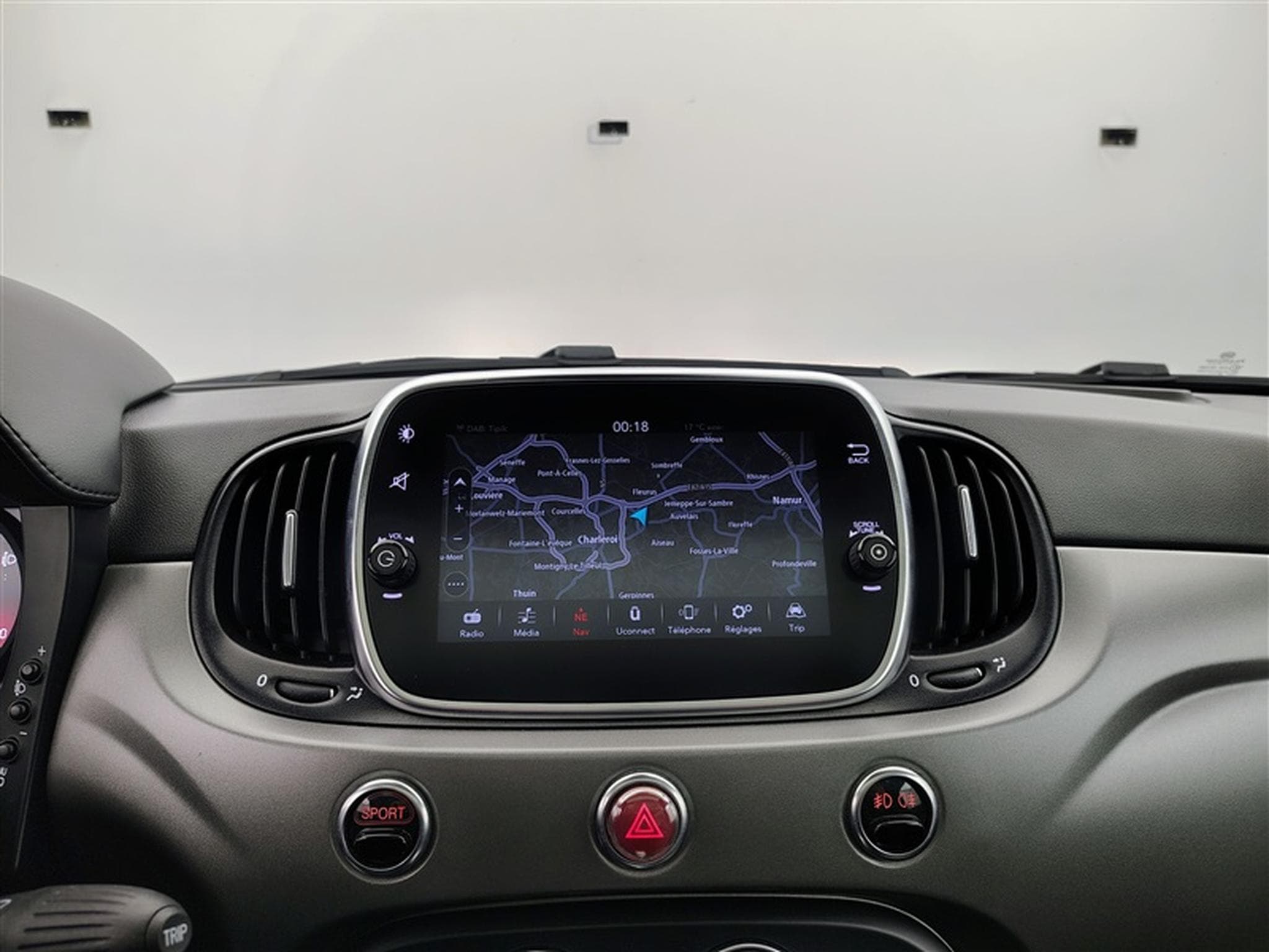 Abarth 595 595 TURISMO *NAVI/FULL LED/CUIR SPORT (2021) - Foto 11