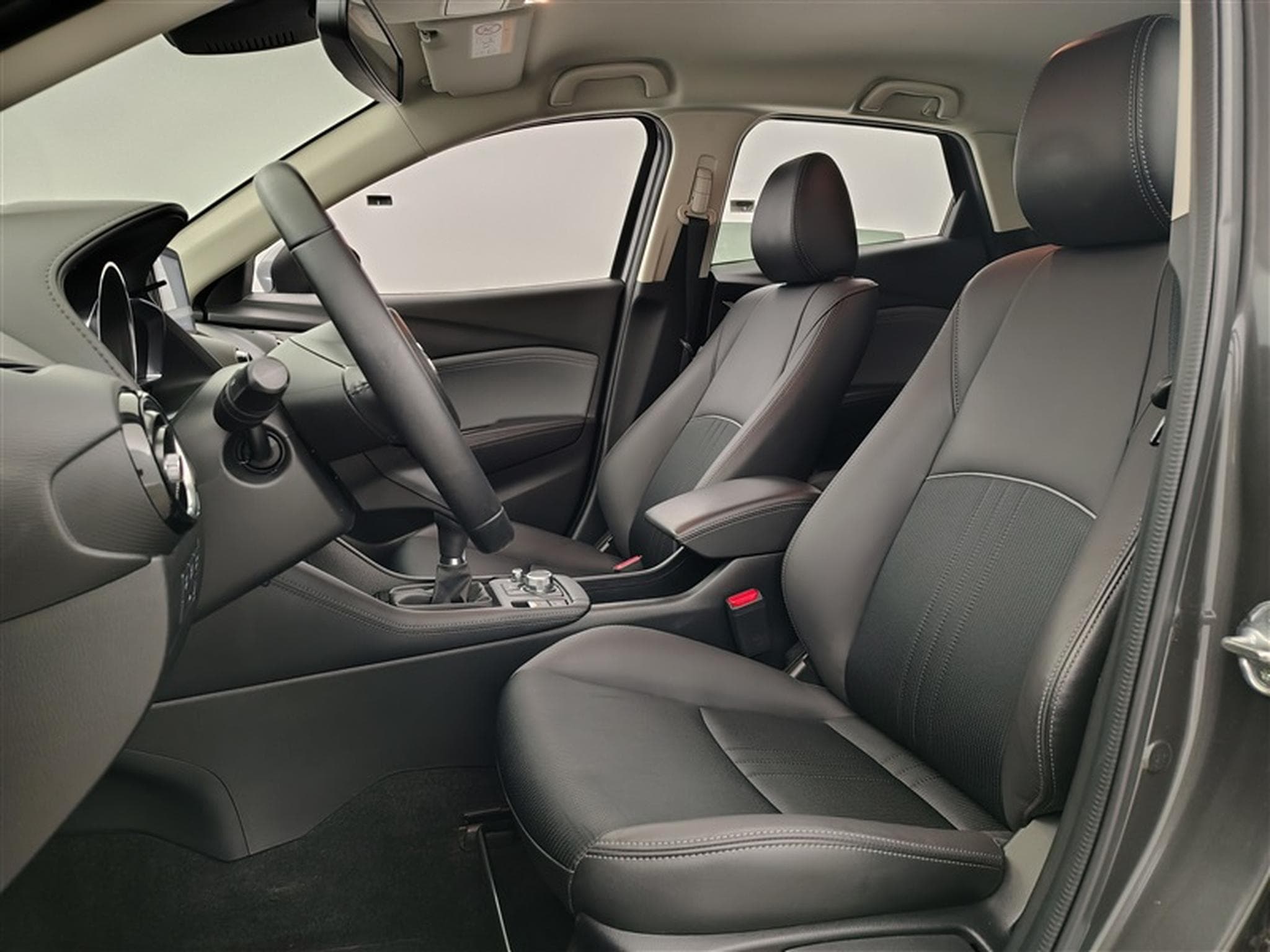 Mazda CX-3 2.0i SKYACTIV-G 2WD Skydrive (2021) - Foto 7