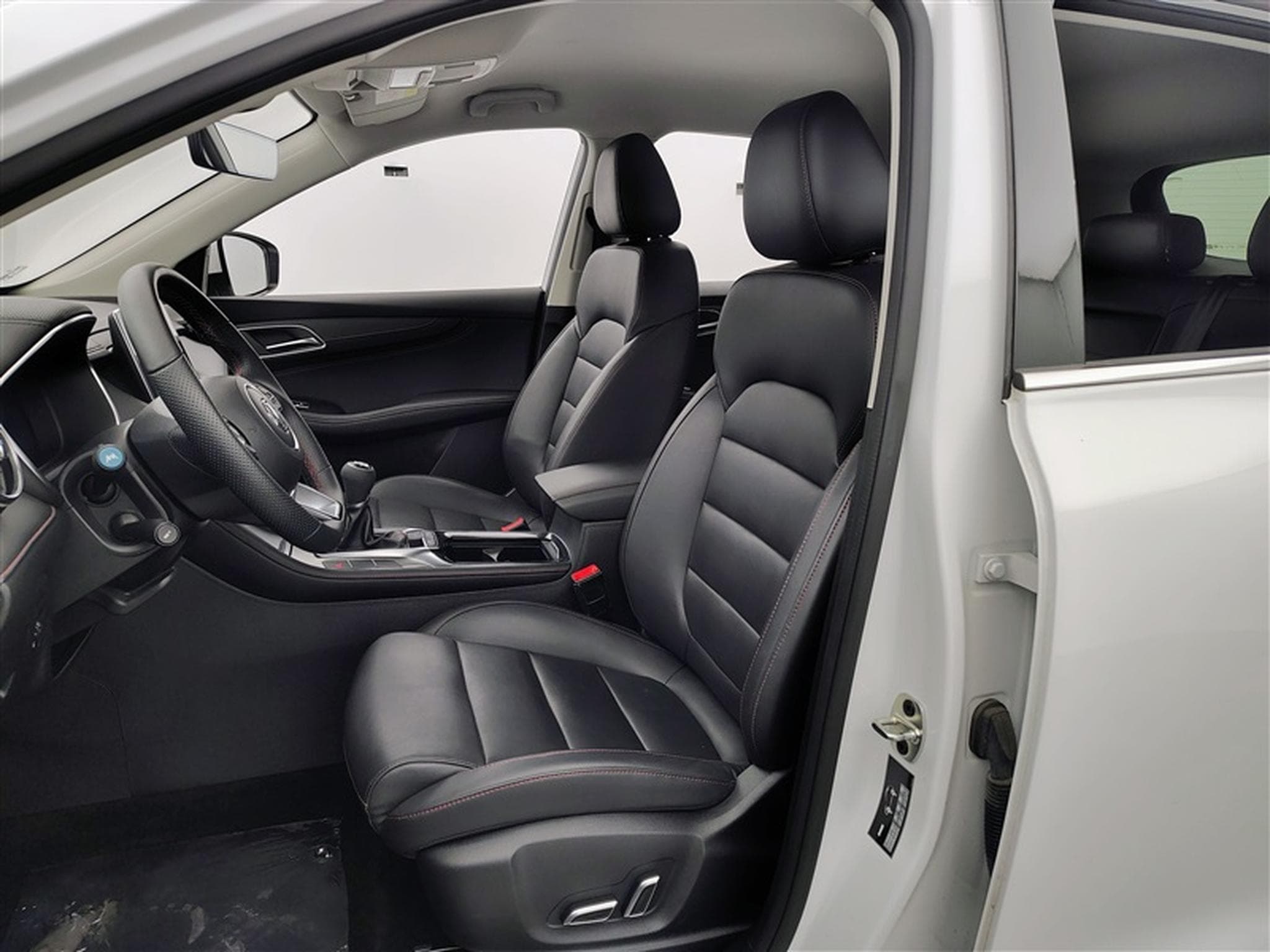 MG HS Facelift 1.5 T-GDi 160cv Comfort NAVI / FULL LED / CUIR (2024) - Foto 7