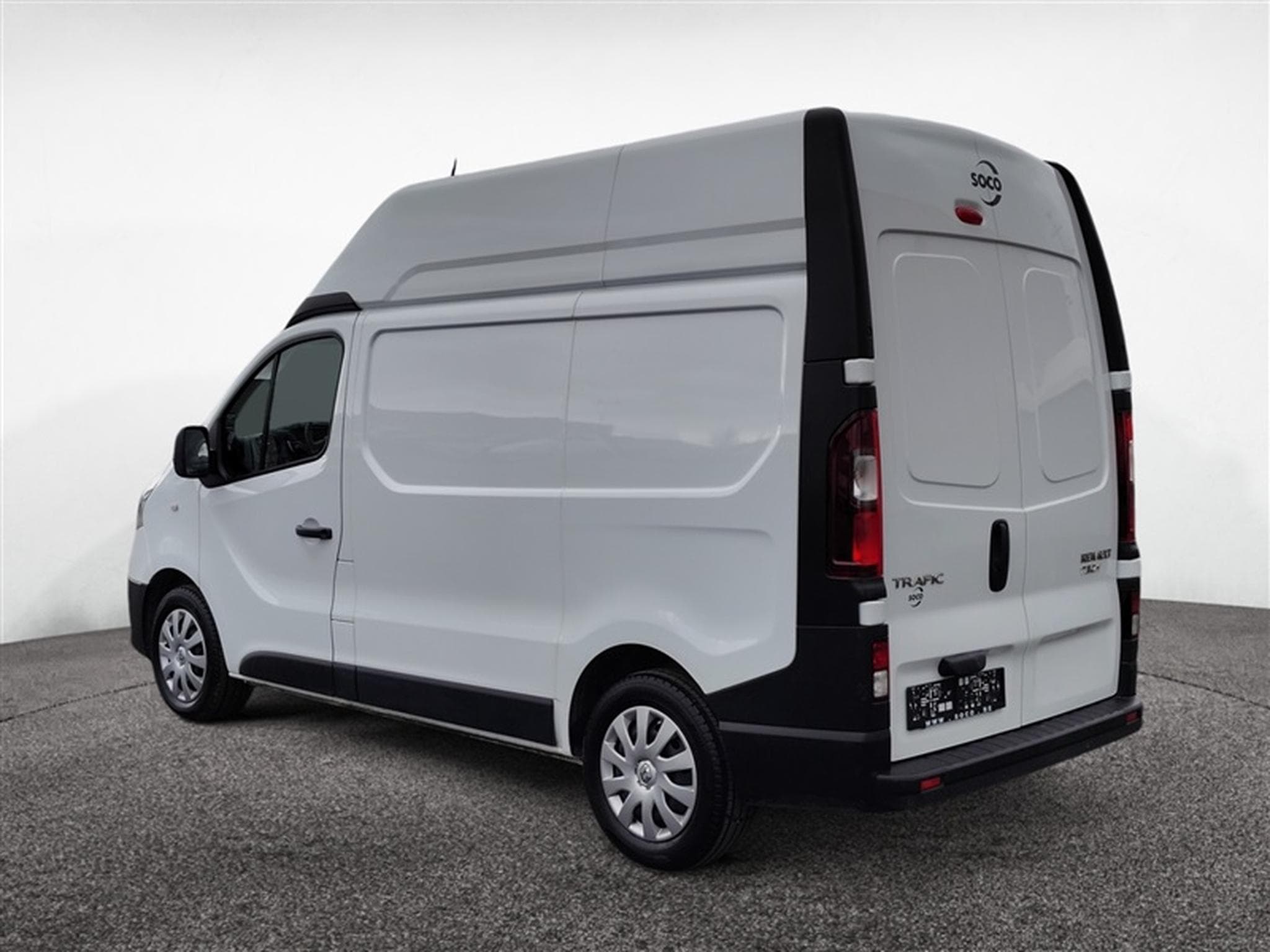 Renault Trafic 1.6 dCi 125cv L1H2 CLIM / BLUETOOTH / PDC AR (2019) - Foto 2