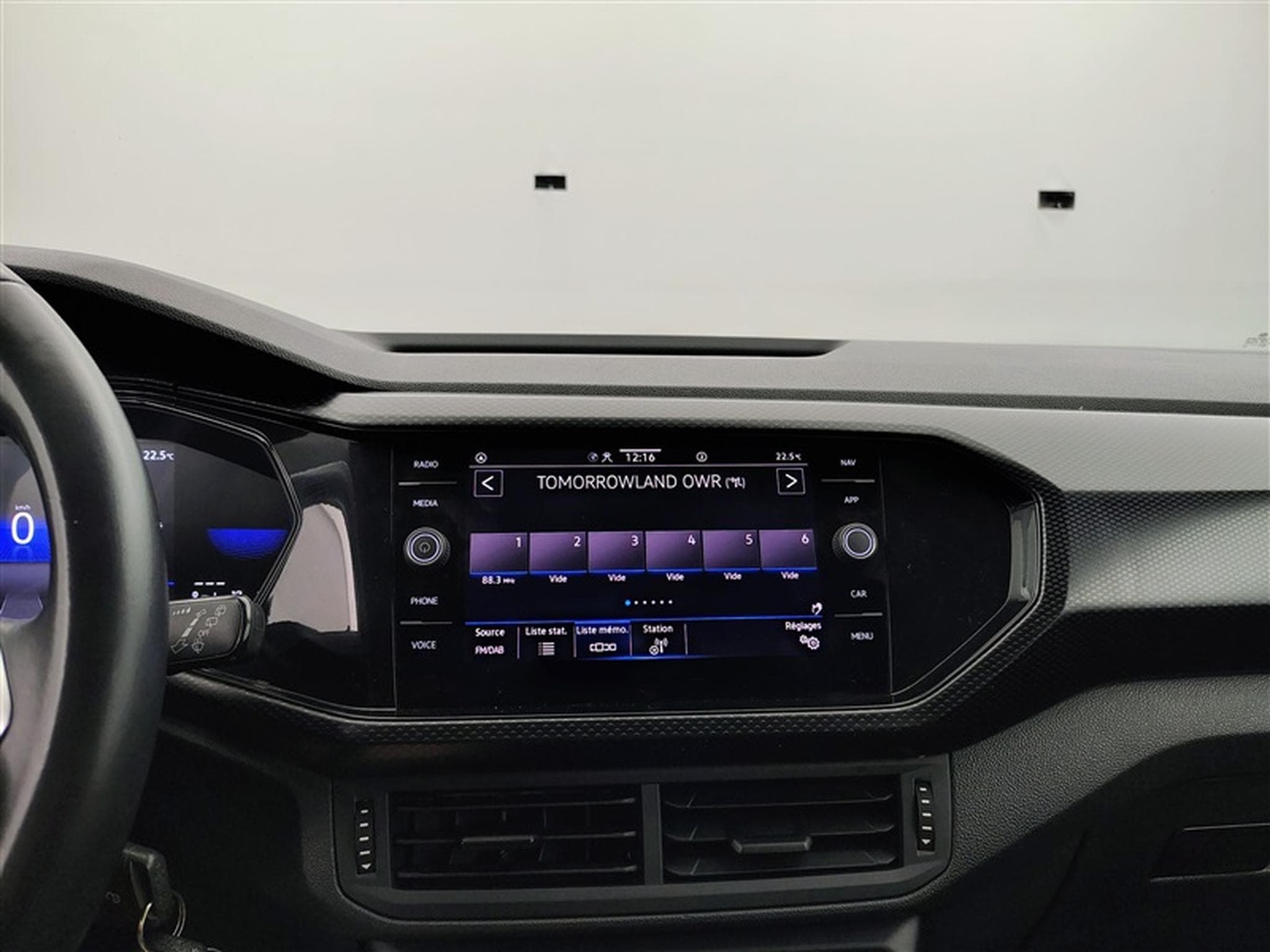 VW T-Cross 1.0 TSI 110cv DSG Life CARPLAY / CAMERA / JA (2023) - Foto 11