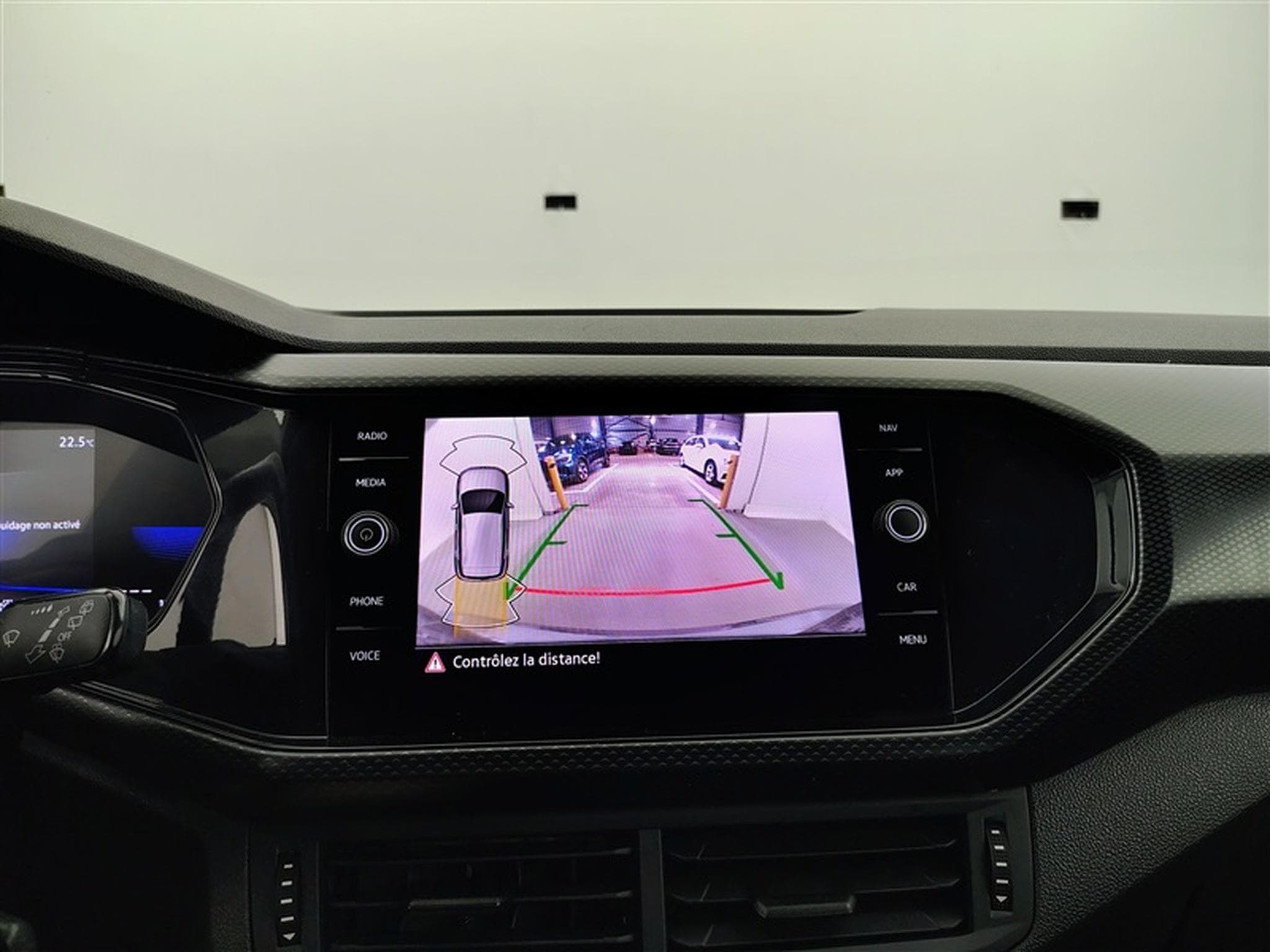 VW T-Cross 1.0 TSI 110cv DSG Life CARPLAY / CAMERA / JA (2023) - Foto 18
