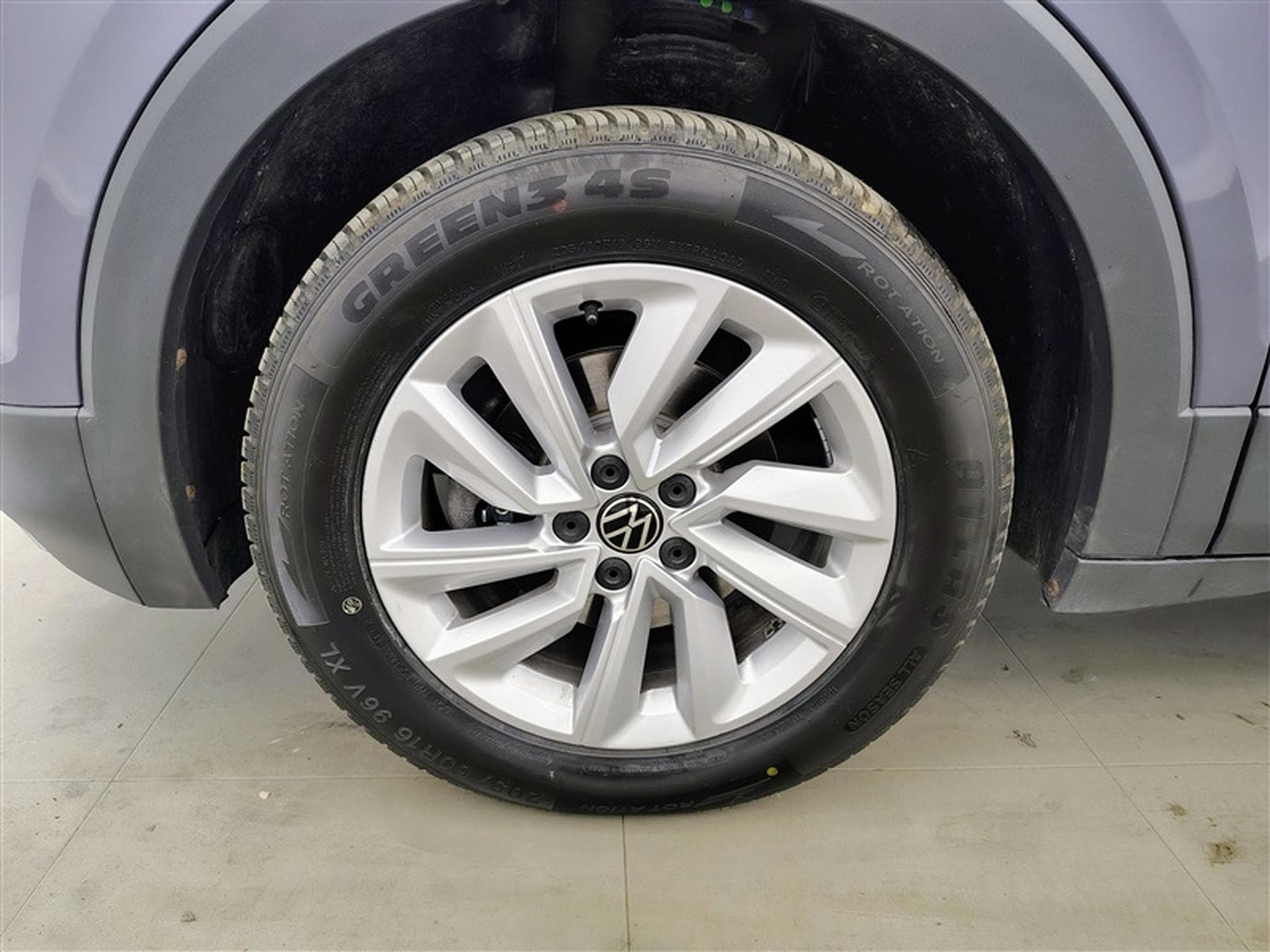 VW T-Cross 1.0 TSI 110cv DSG Life CARPLAY / CAMERA / JA (2023) - Foto 6
