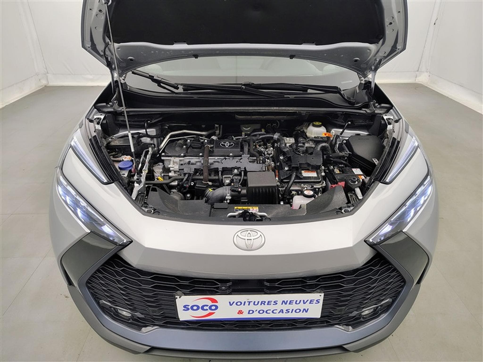 Toyota C-HR Hybrid HEV 1.8 Premium Bi-Tone E-CVT°NAV°CARPLAY°CAMERA360 (2024) - Foto 23