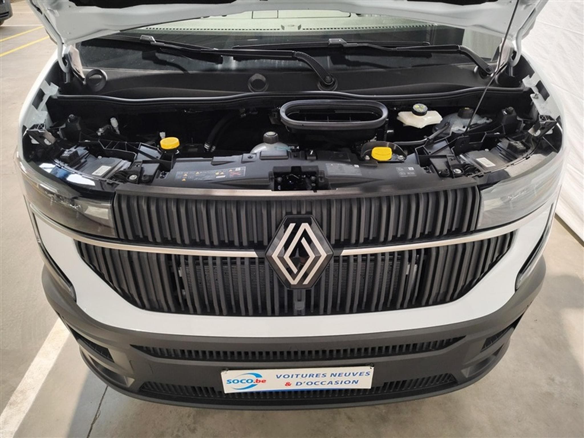 Renault Master Benne Basculante (2026) - Foto 18