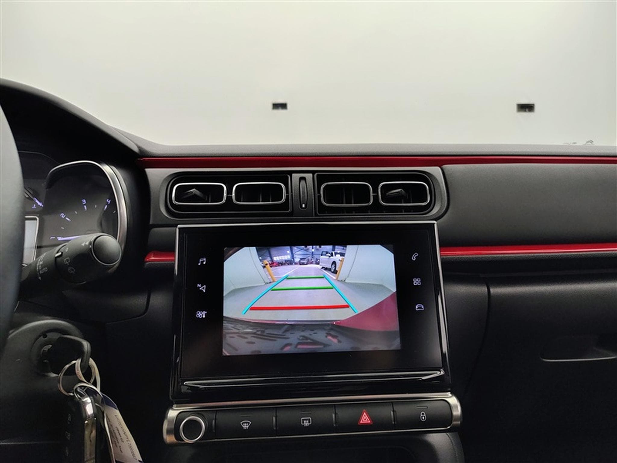 Citroen C3 1.2 PureTech Shine S&S (2020) - Foto 17
