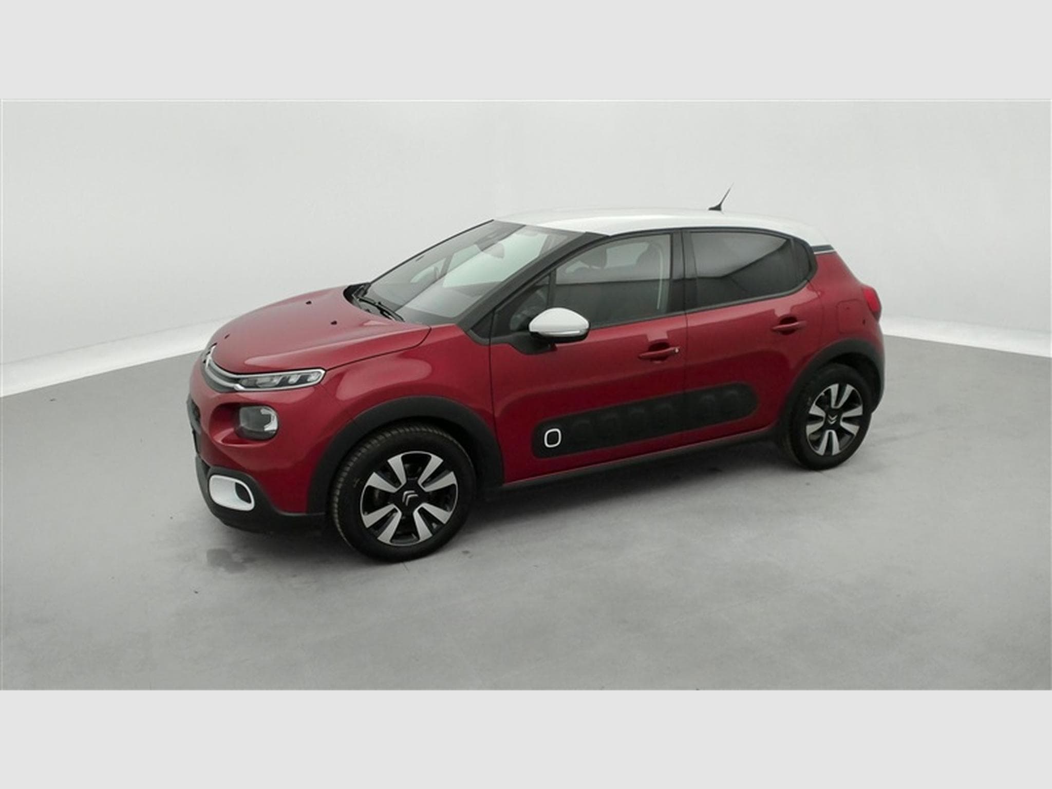 Citroen C3 1.2 PureTech Shine S&S (2020) - Foto 20