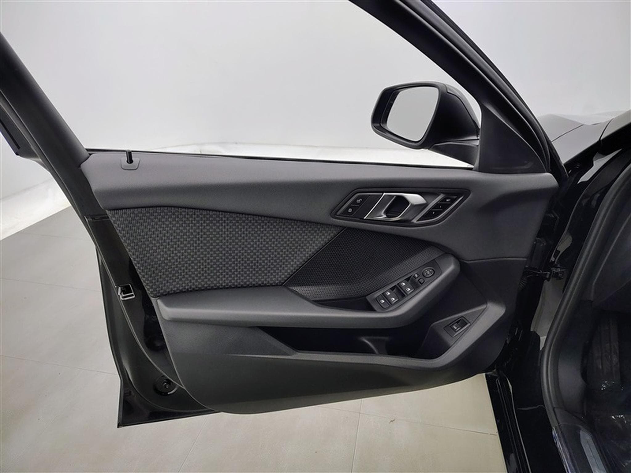 BMW 116 116 d Business NAVI/FULL LED/JA/PDC AV AR (2023) - Foto 17