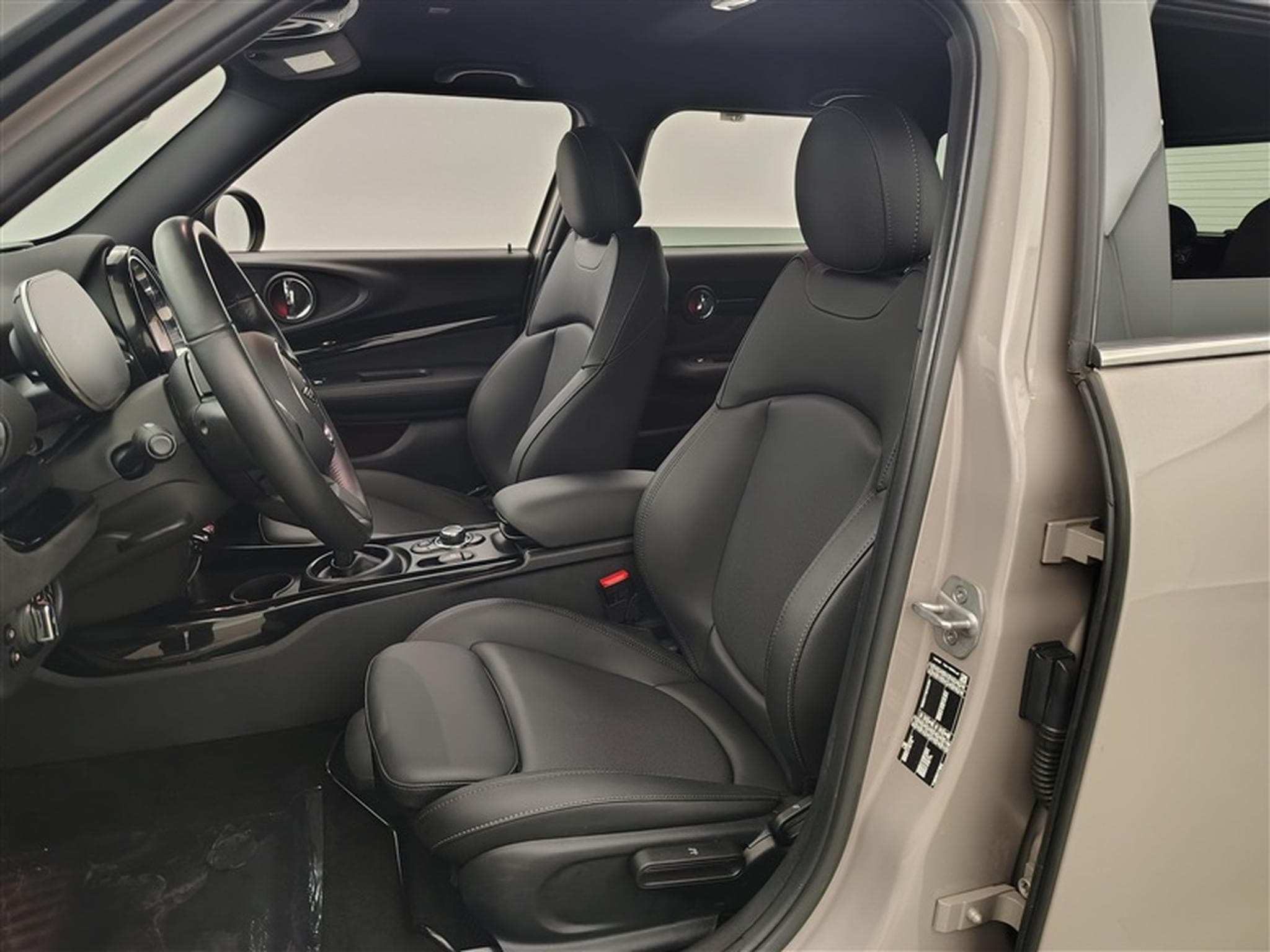 MINI Clubman 1.5A Cooper OPF (EU6AP) (2022) - Foto 7