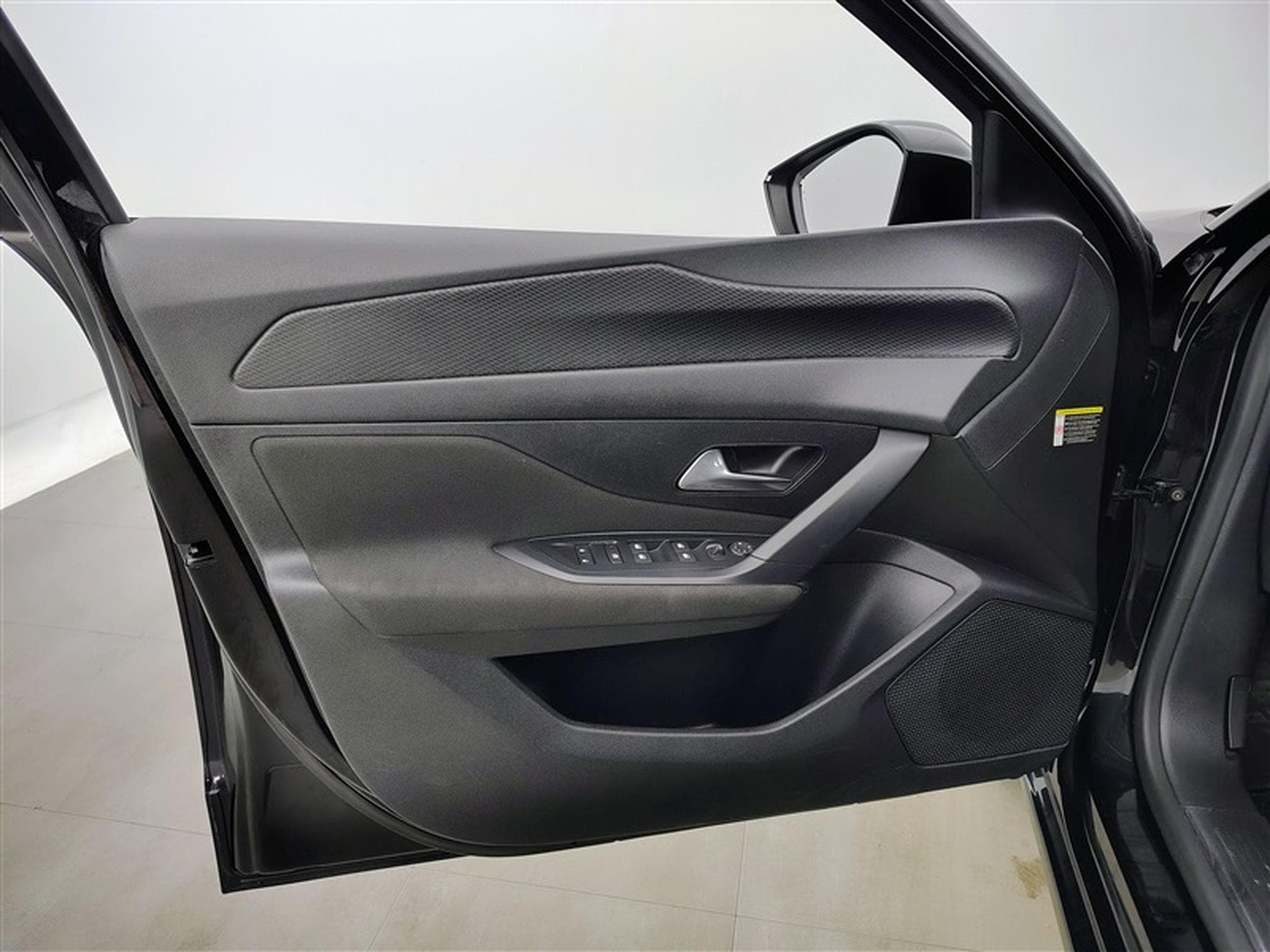 Peugeot 308 SW 1.2 PureTech 130cv EAT8 Active NAVI / FULL LED / PDC AR (2023) - Foto 17