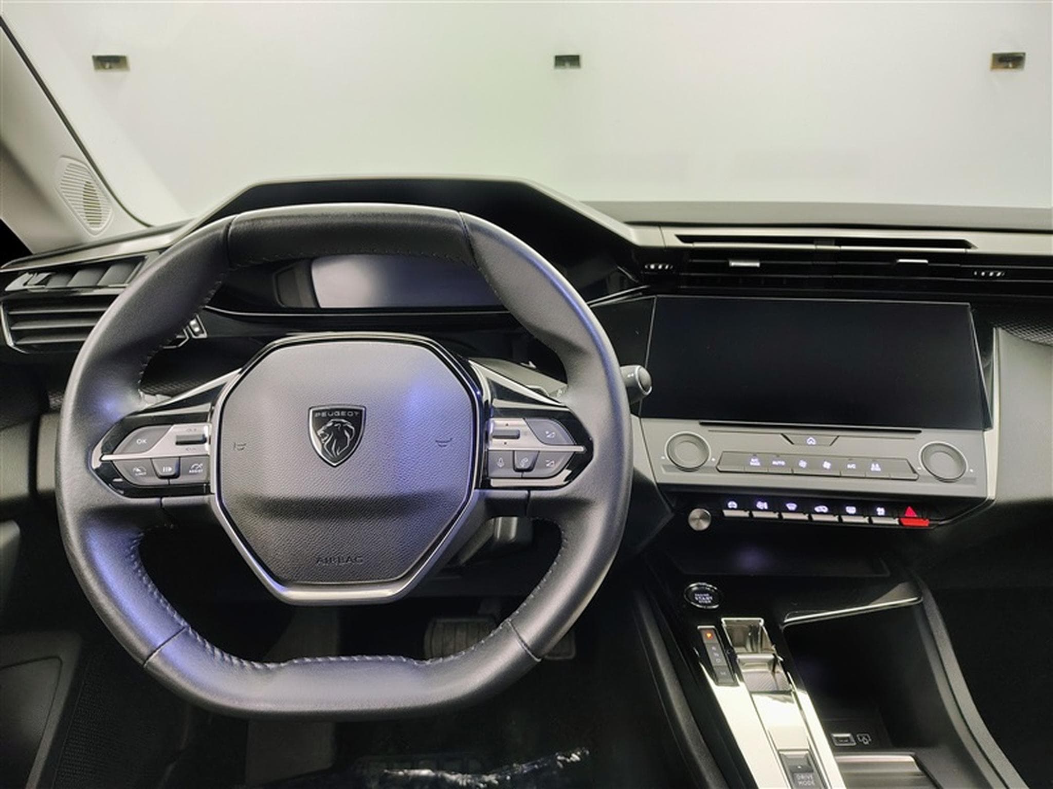 Peugeot 308 SW 1.2 PureTech 130cv EAT8 Active NAVI / FULL LED / PDC AR (2023) - Foto 9