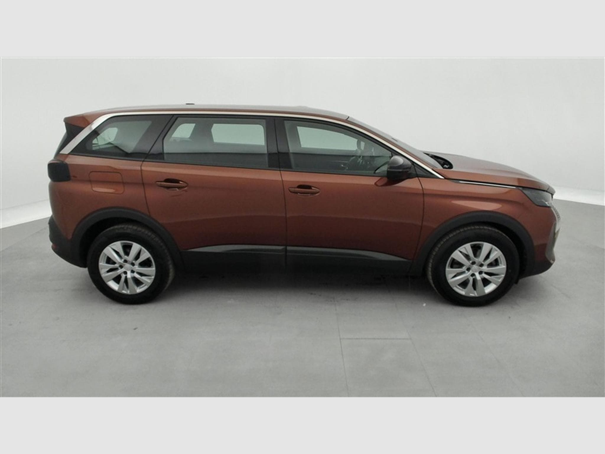 Peugeot 5008 1.2 PureTech EAT8 Active Pack 7Pl NAVI / FULL LED (2023) - Foto 23