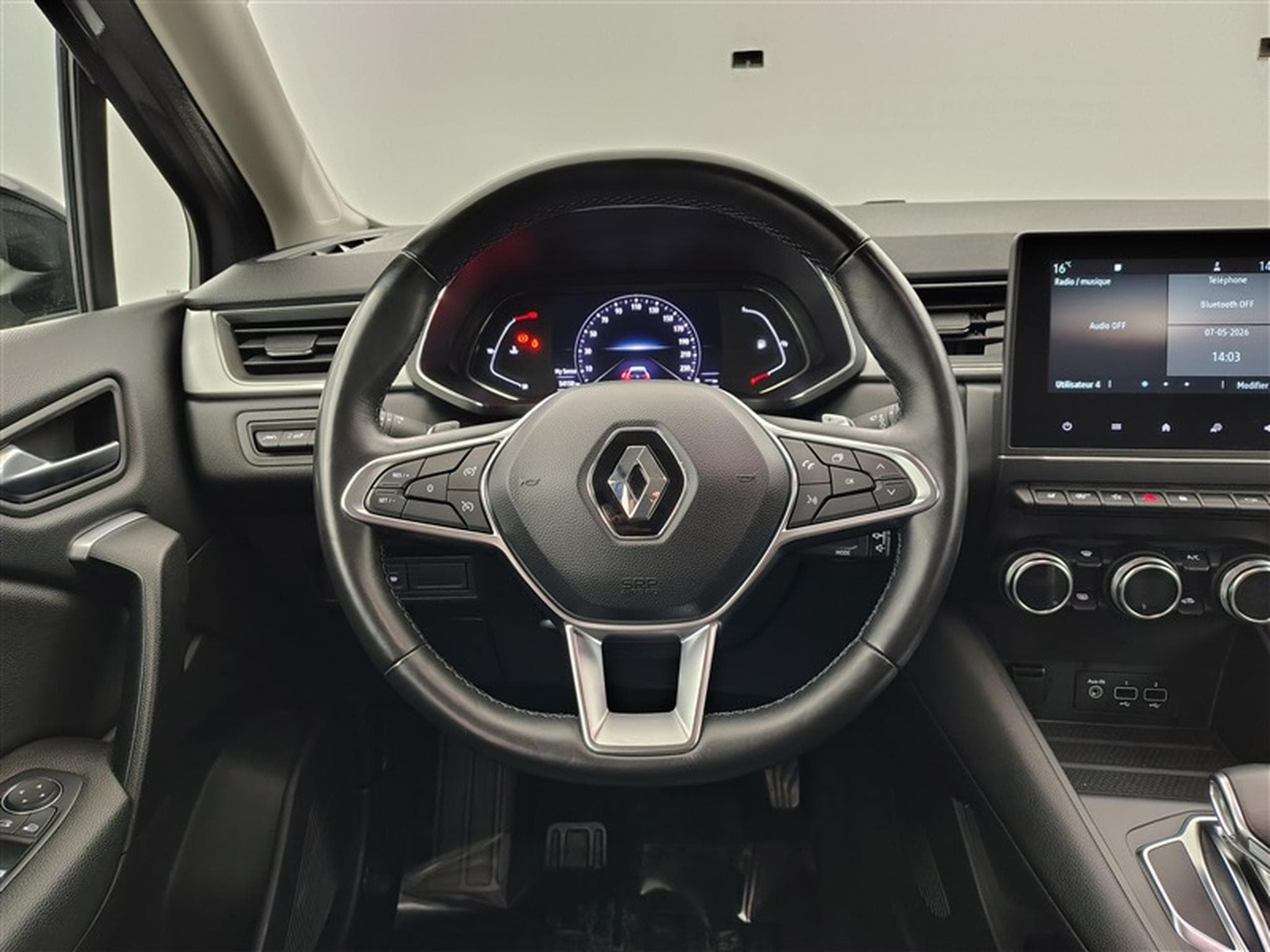 Renault Captur 1.33 TCe 140cv EDC Intens CARPLAY / FULL LED / CAMERA / JA17 (2022) - Foto 9