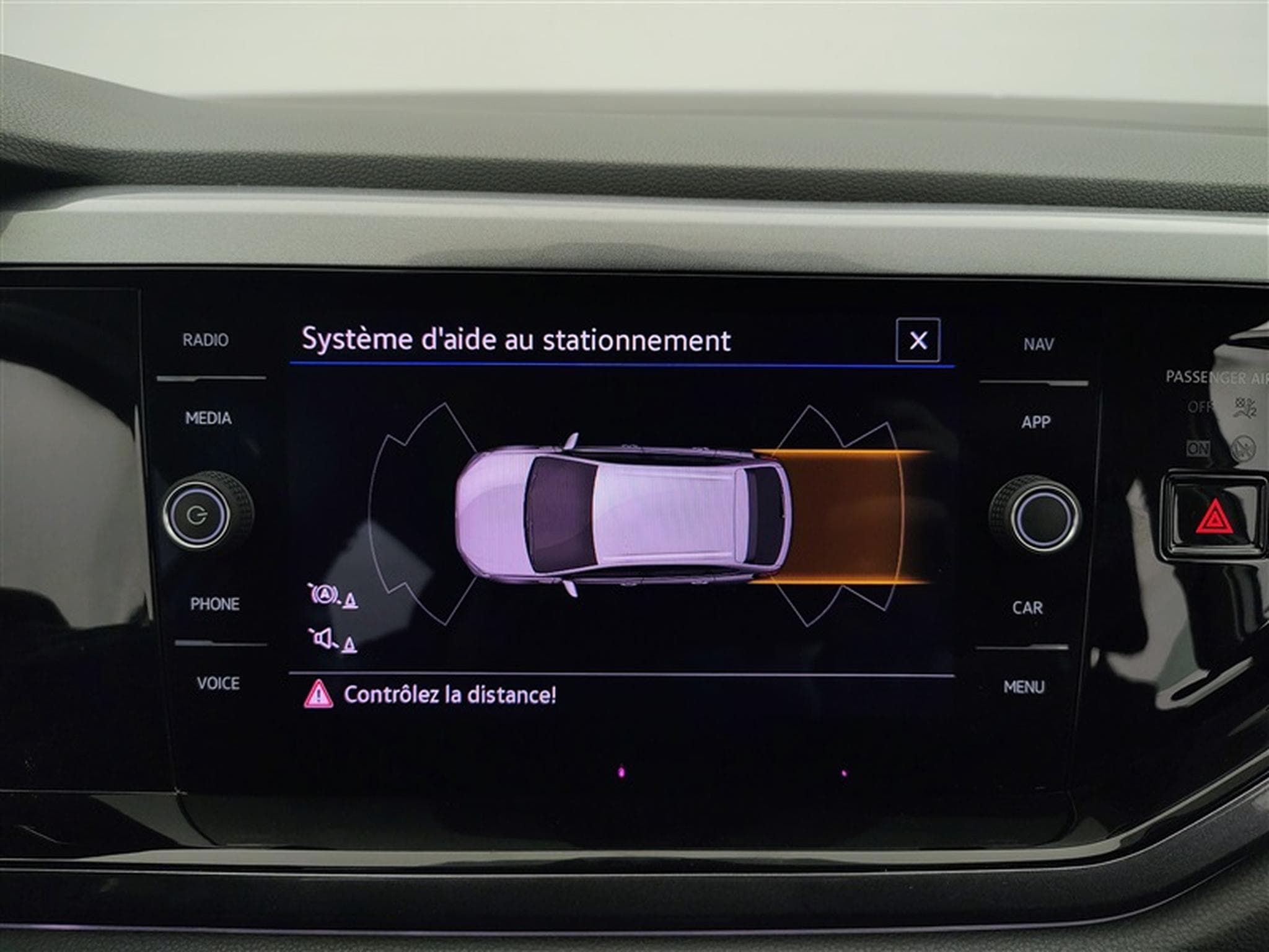 VW Taigo 1.0 TSI 110cv DSG Style CARPLAY / FULL LED / CUIR PARTIEL (2022) - Foto 18