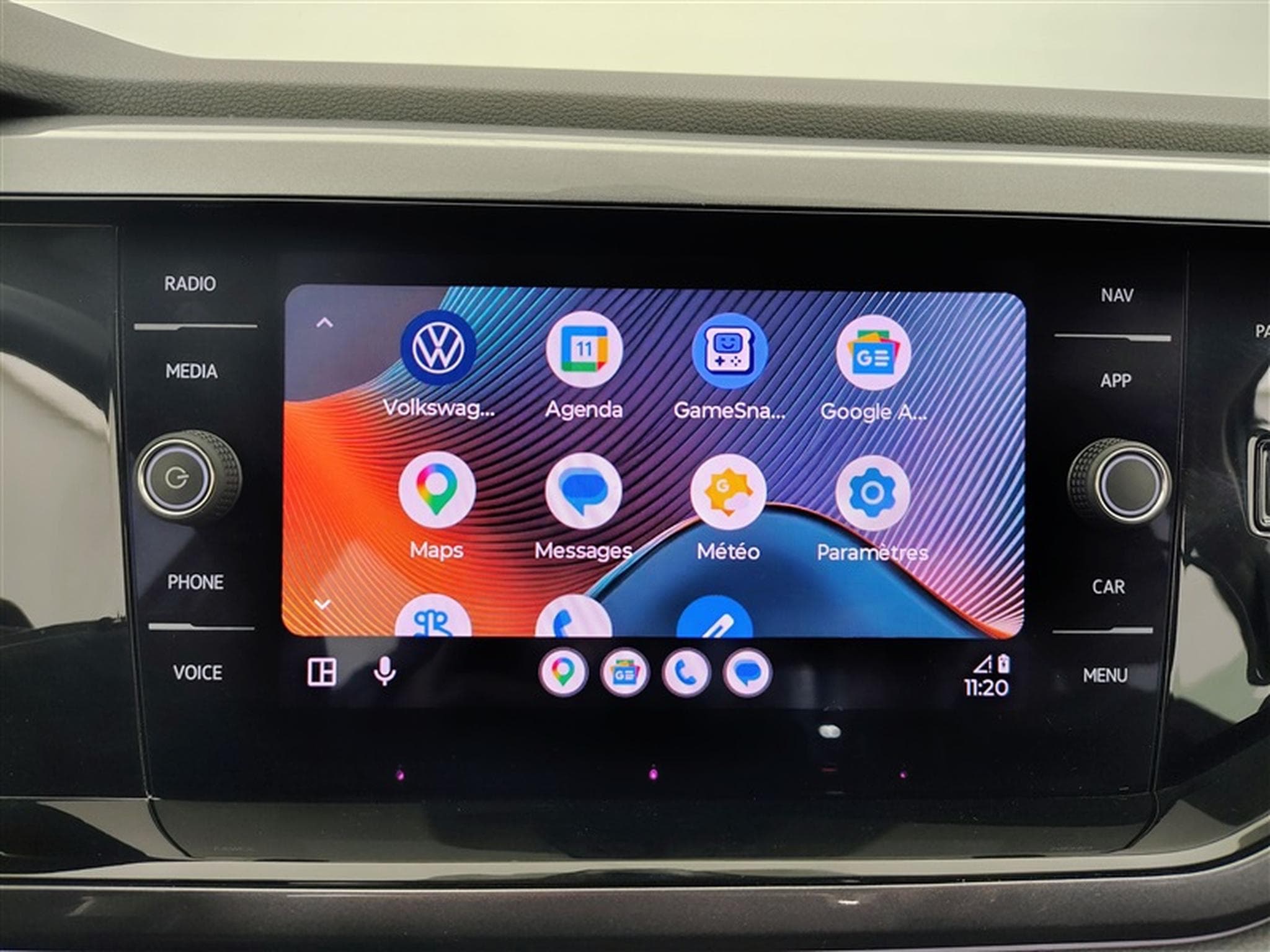 VW Taigo 1.0 TSI 110cv DSG Style CARPLAY / FULL LED / CUIR PARTIEL (2022) - Foto 20