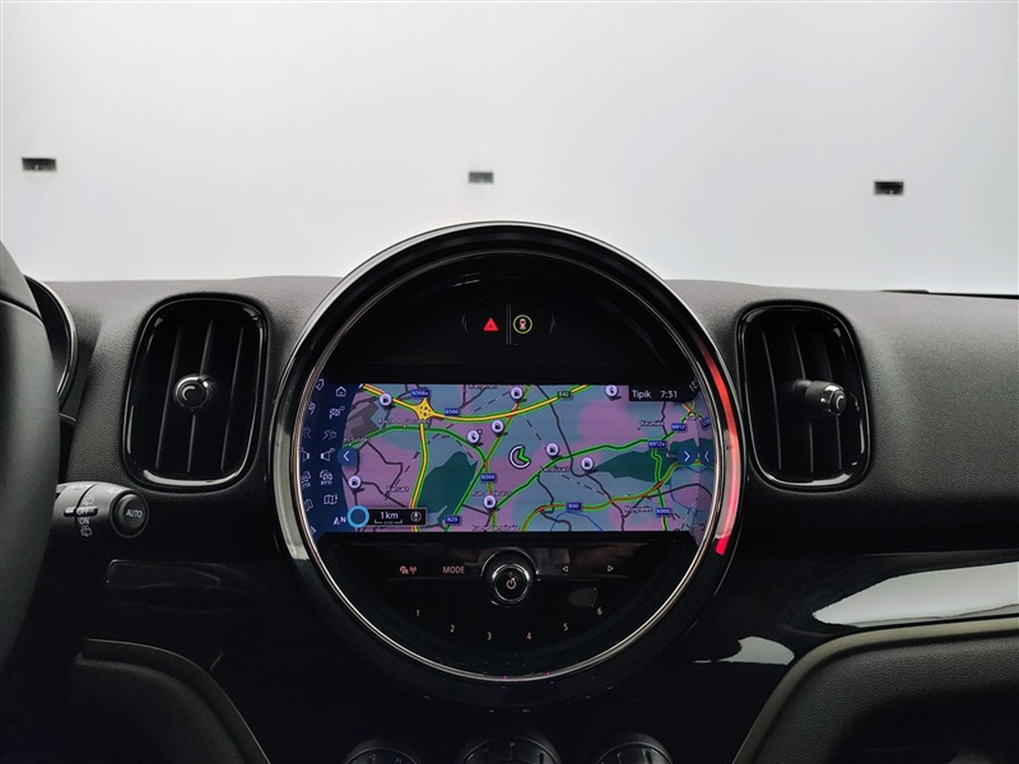MINI Countryman 1.5A PHEV Cooper SE ALL4/NAVI/FULL LED/JA17/PDC (2023) - Foto 11