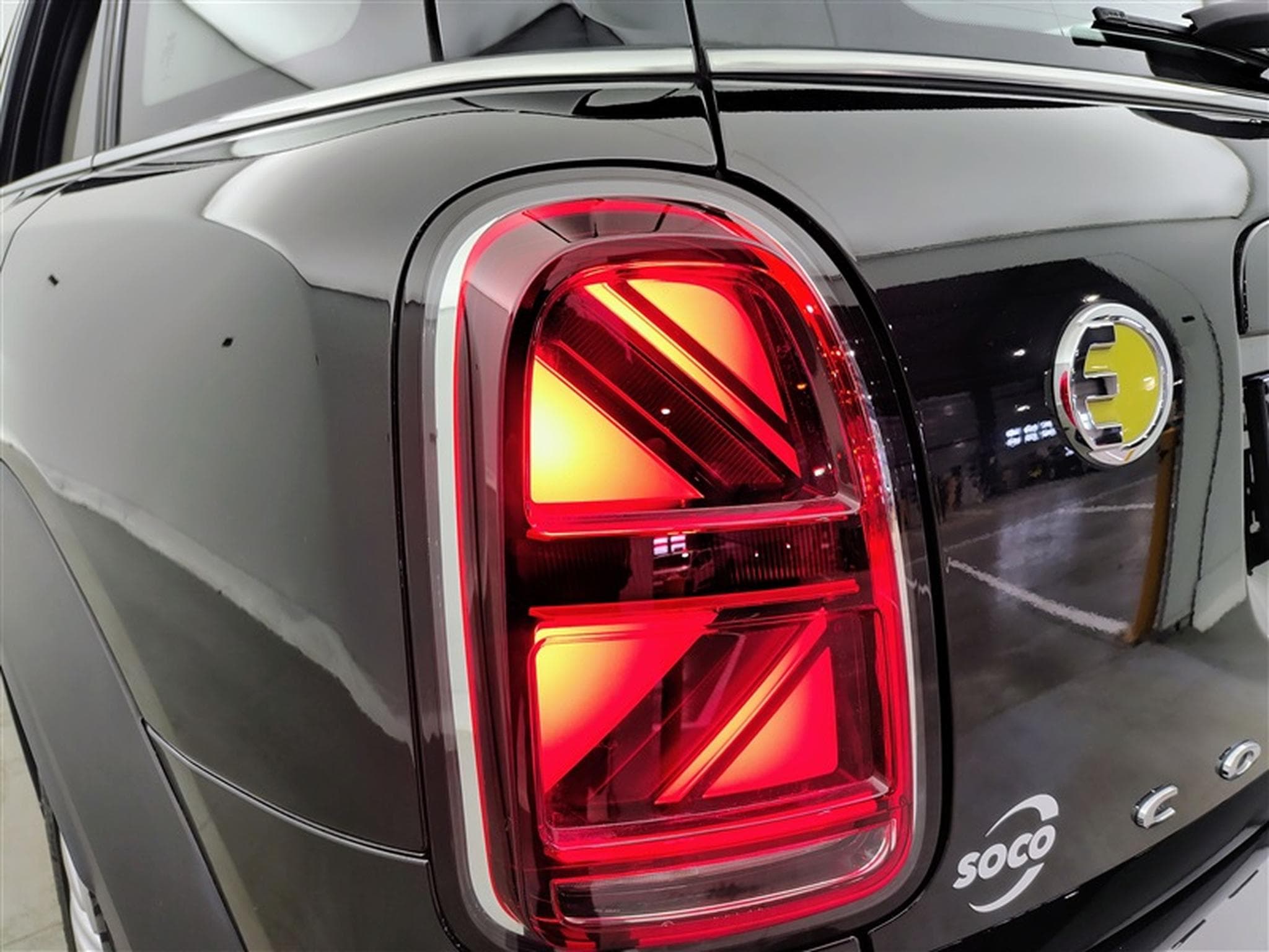 MINI Countryman 1.5A PHEV Cooper SE ALL4/NAVI/FULL LED/JA17/PDC (2023) - Foto 16