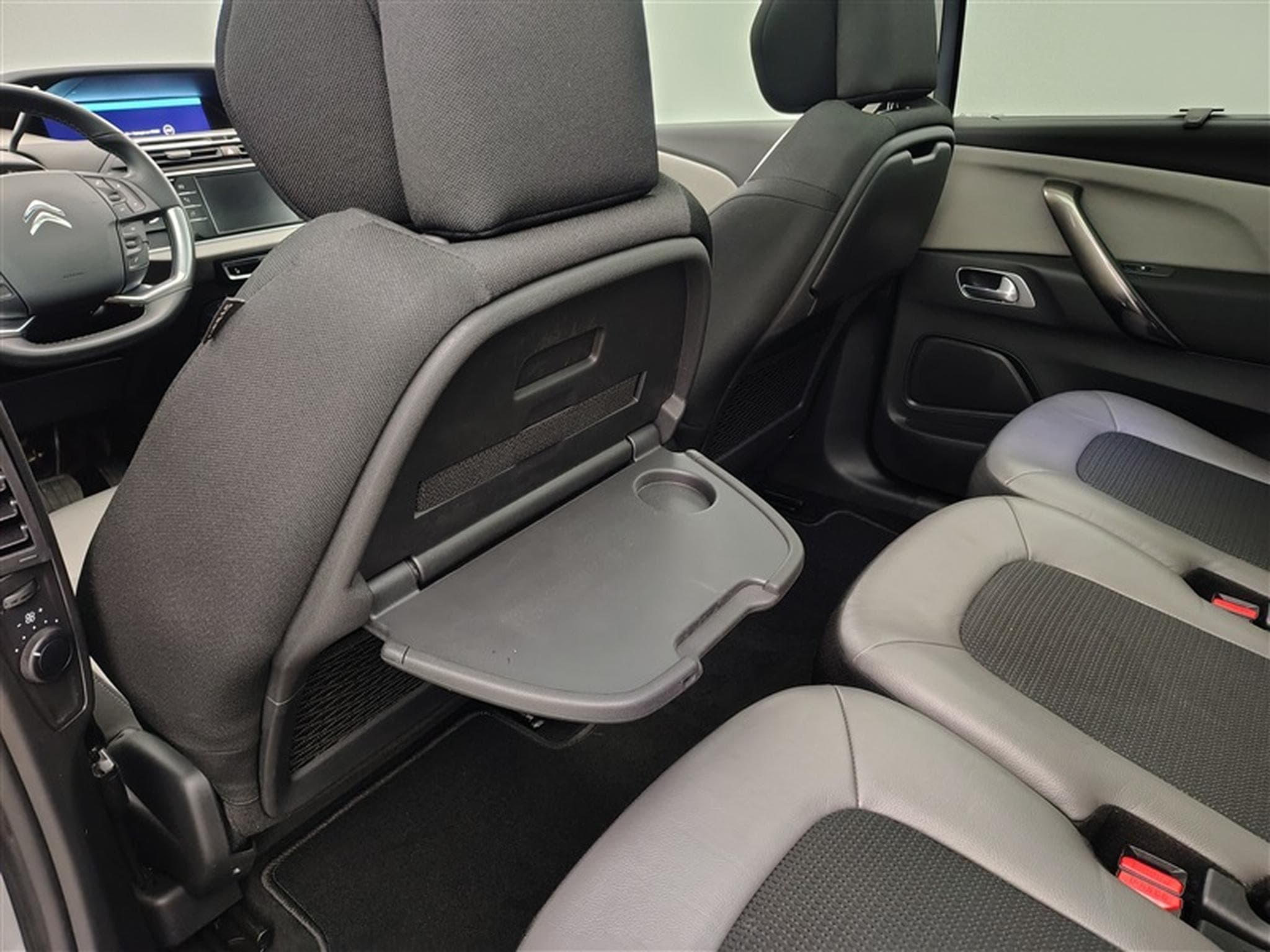 Citroen Grand C4 SpaceTourer 1.2 PureTech 130cv EAT8 Shine 7pl. NAVI / TOIT PANO / CAMERA (2020) - Foto 21