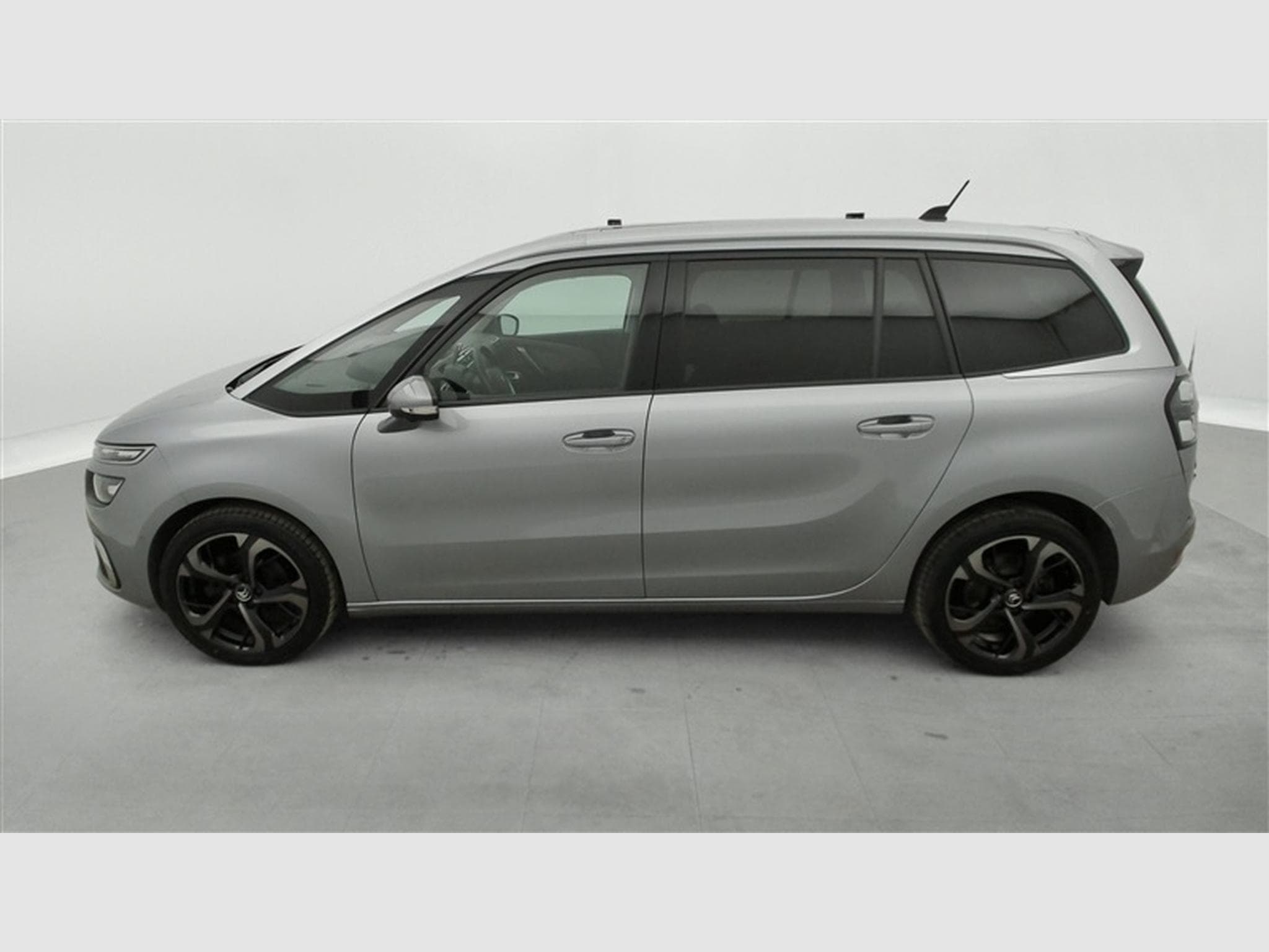 Citroen Grand C4 SpaceTourer 1.2 PureTech 130cv EAT8 Shine 7pl. NAVI / TOIT PANO / CAMERA (2020) - Foto 3