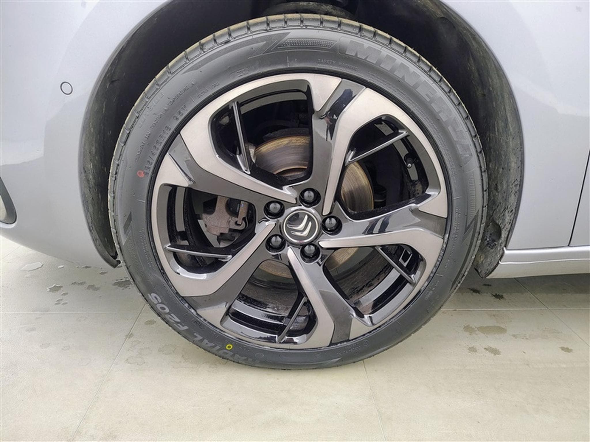 Citroen Grand C4 SpaceTourer 1.2 PureTech 130cv EAT8 Shine 7pl. NAVI / TOIT PANO / CAMERA (2020) - Foto 6