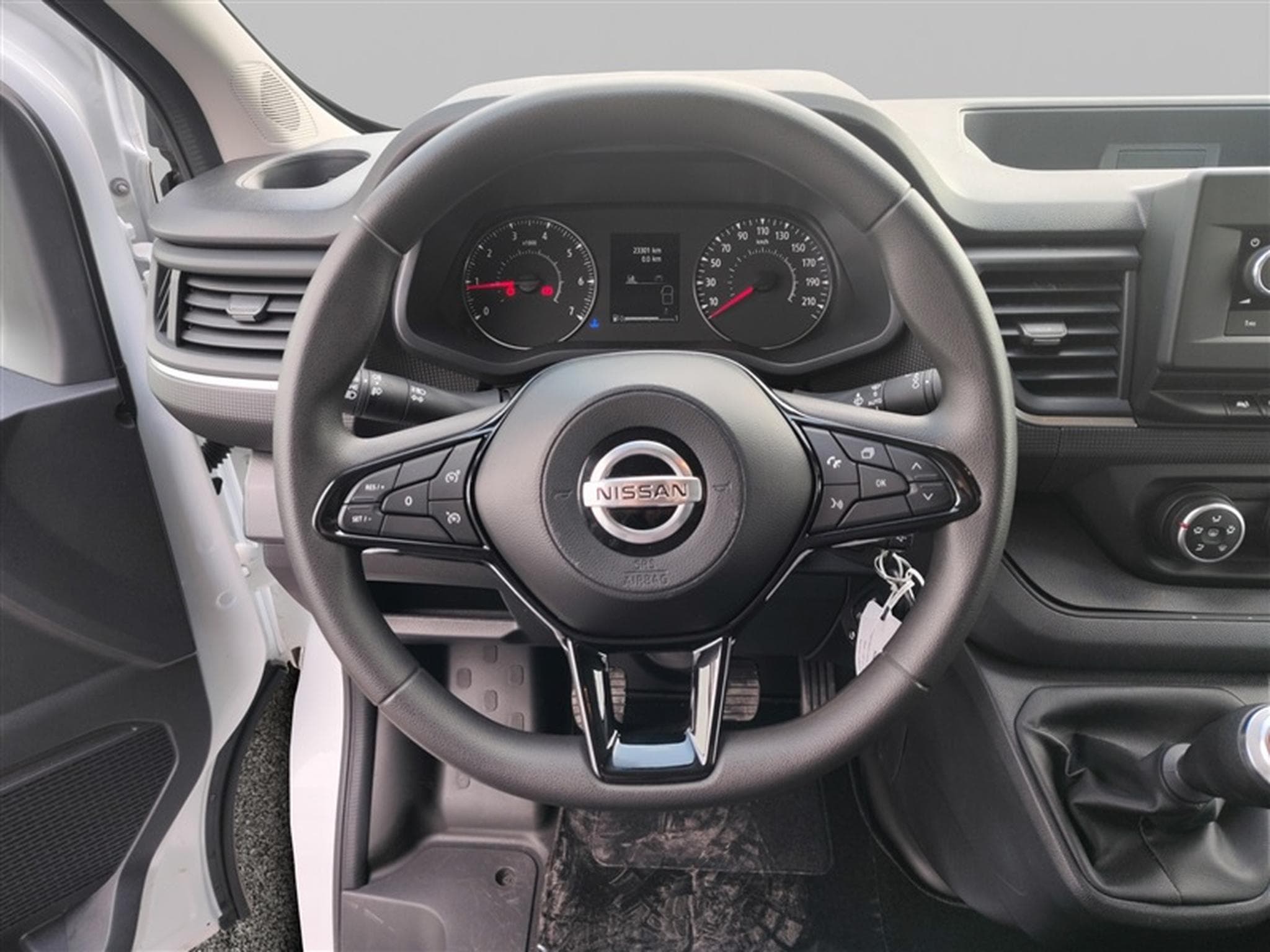 Nissan Primastar 2.0 dCi 30 L2H1 FULL LED / CLIM (2024) - Foto 9