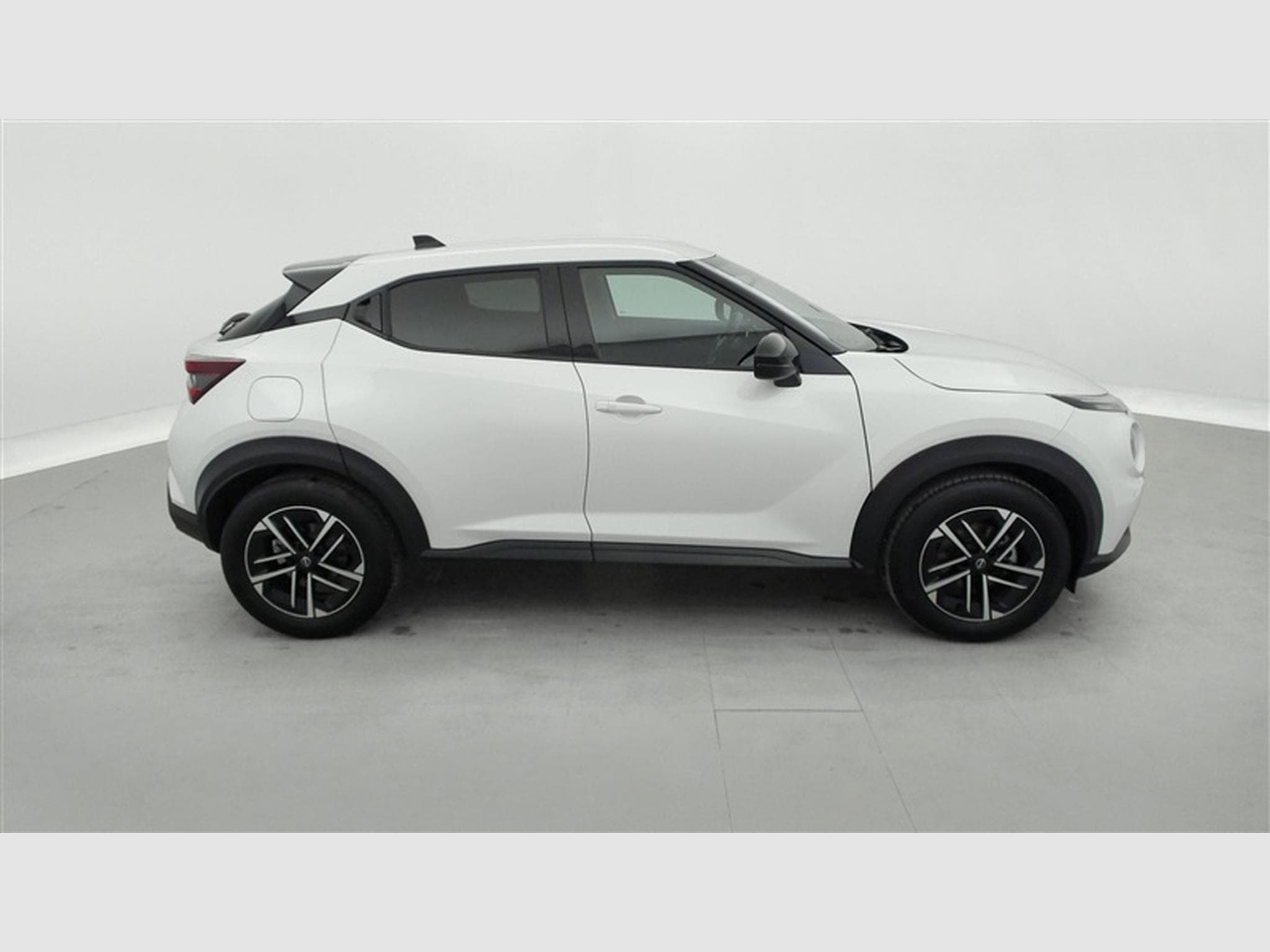 Nissan Juke 1.0 DIG-T 114cv N-Connecta NAVI / FULL LED / CUIR PARTIEL (2025) - Foto 24