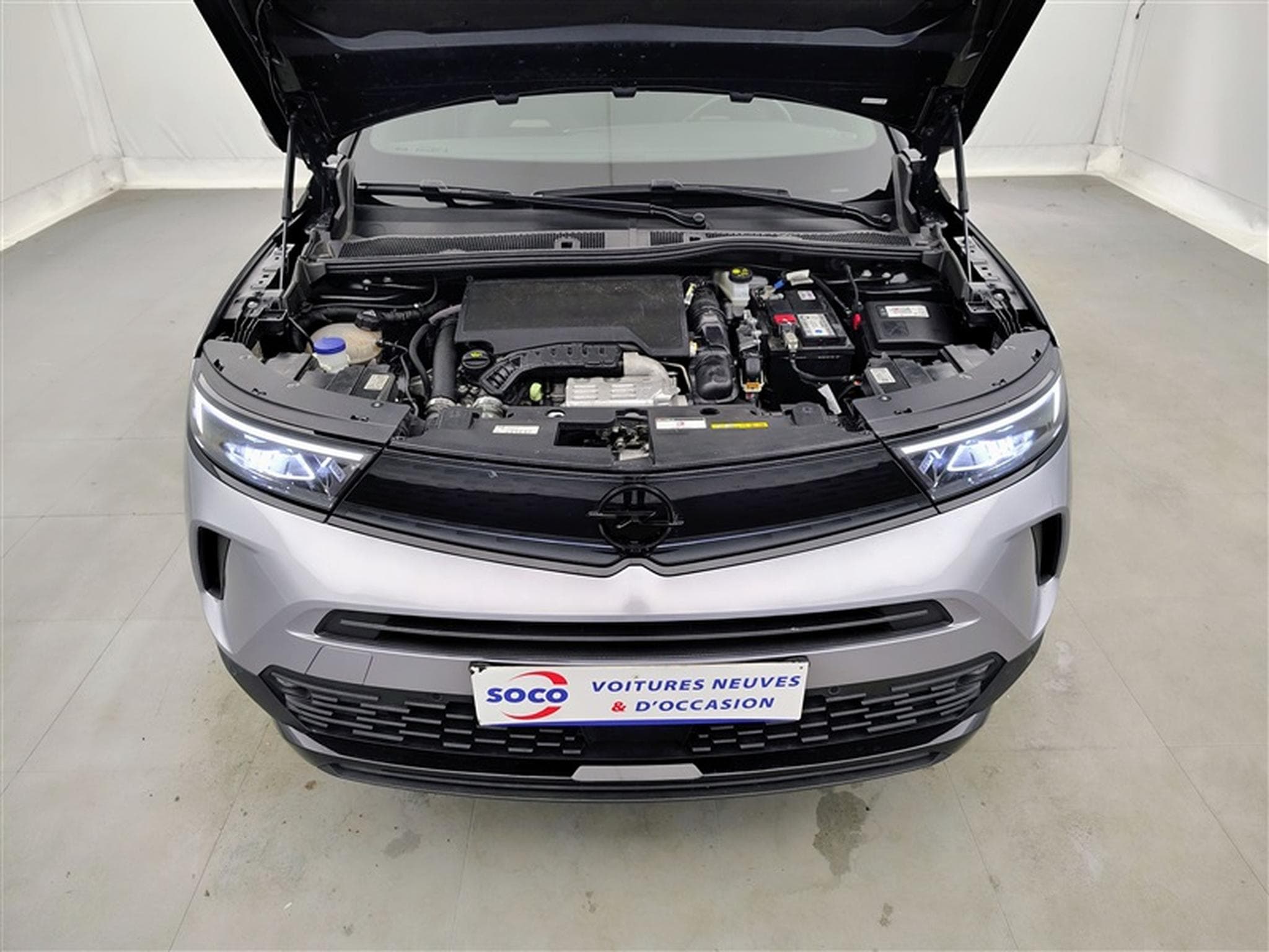 Opel Mokka 1.2 Turbo Elegance S/S (EU6.4) (2023) - Foto 19