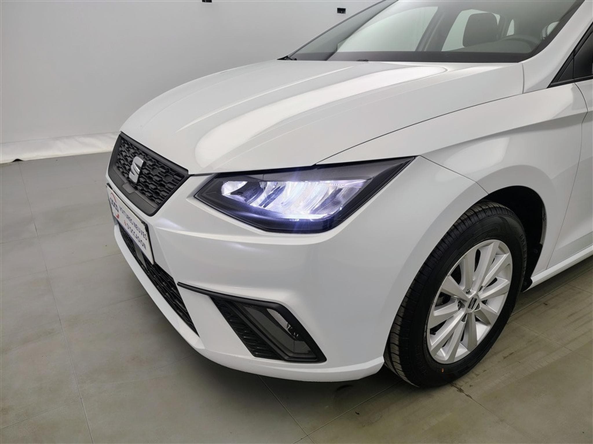 Seat Ibiza 1.0 TSI 95Cv Style FULL LED / ALU / PDC (2024) - Foto 15
