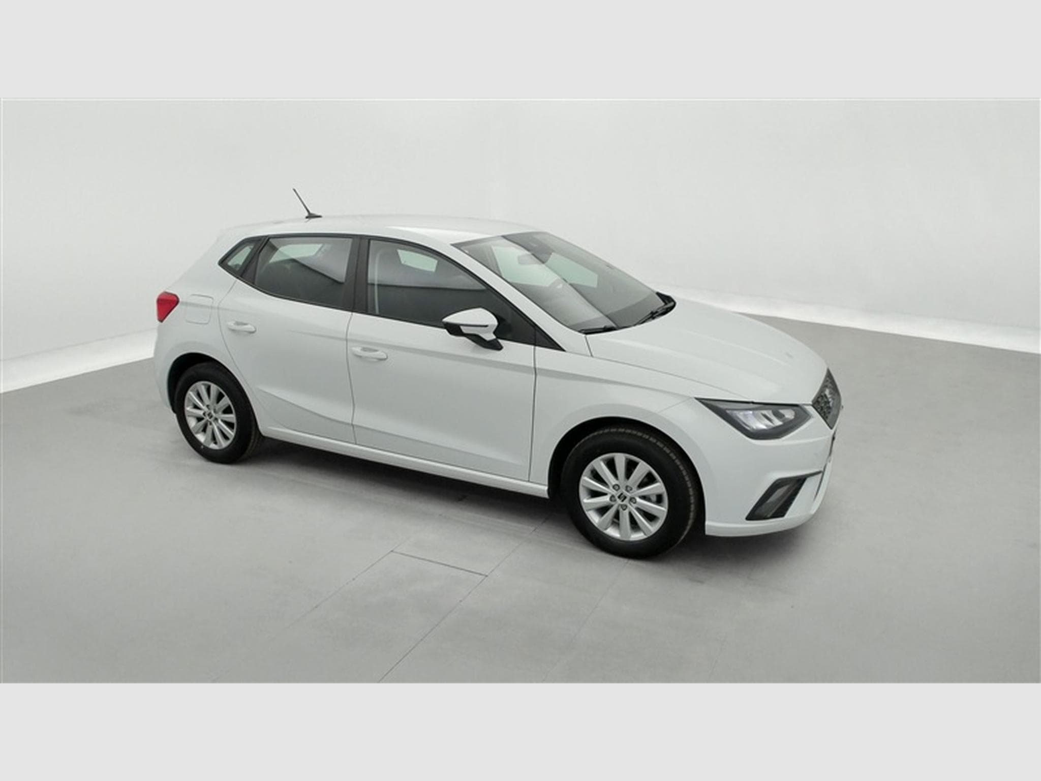 Seat Ibiza 1.0 TSI 95Cv Style FULL LED / ALU / PDC (2024) - Foto 22