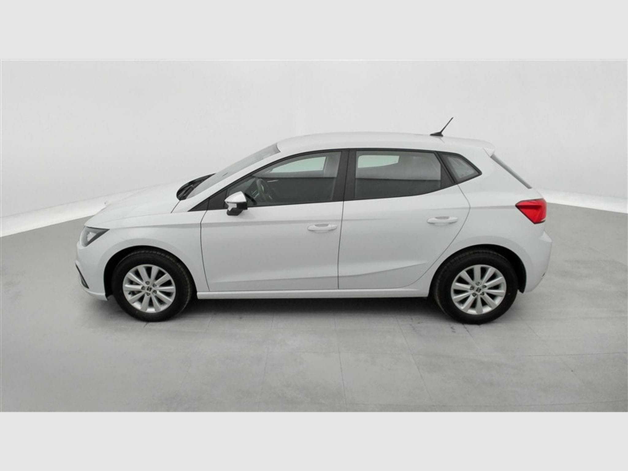 Seat Ibiza 1.0 TSI 95Cv Style FULL LED / ALU / PDC (2024) - Foto 3