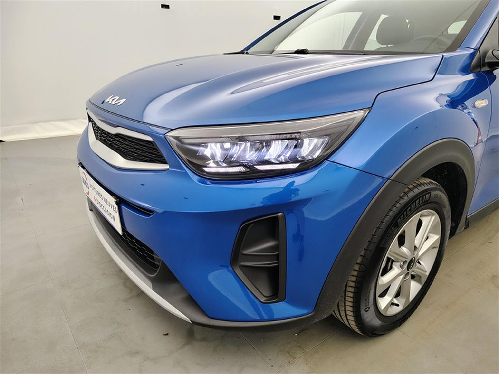 Kia Stonic 1.0 T-GDi 100cv Silver NAVI / FULL LED / CAMERA / JA 15" (2025) - Foto 15