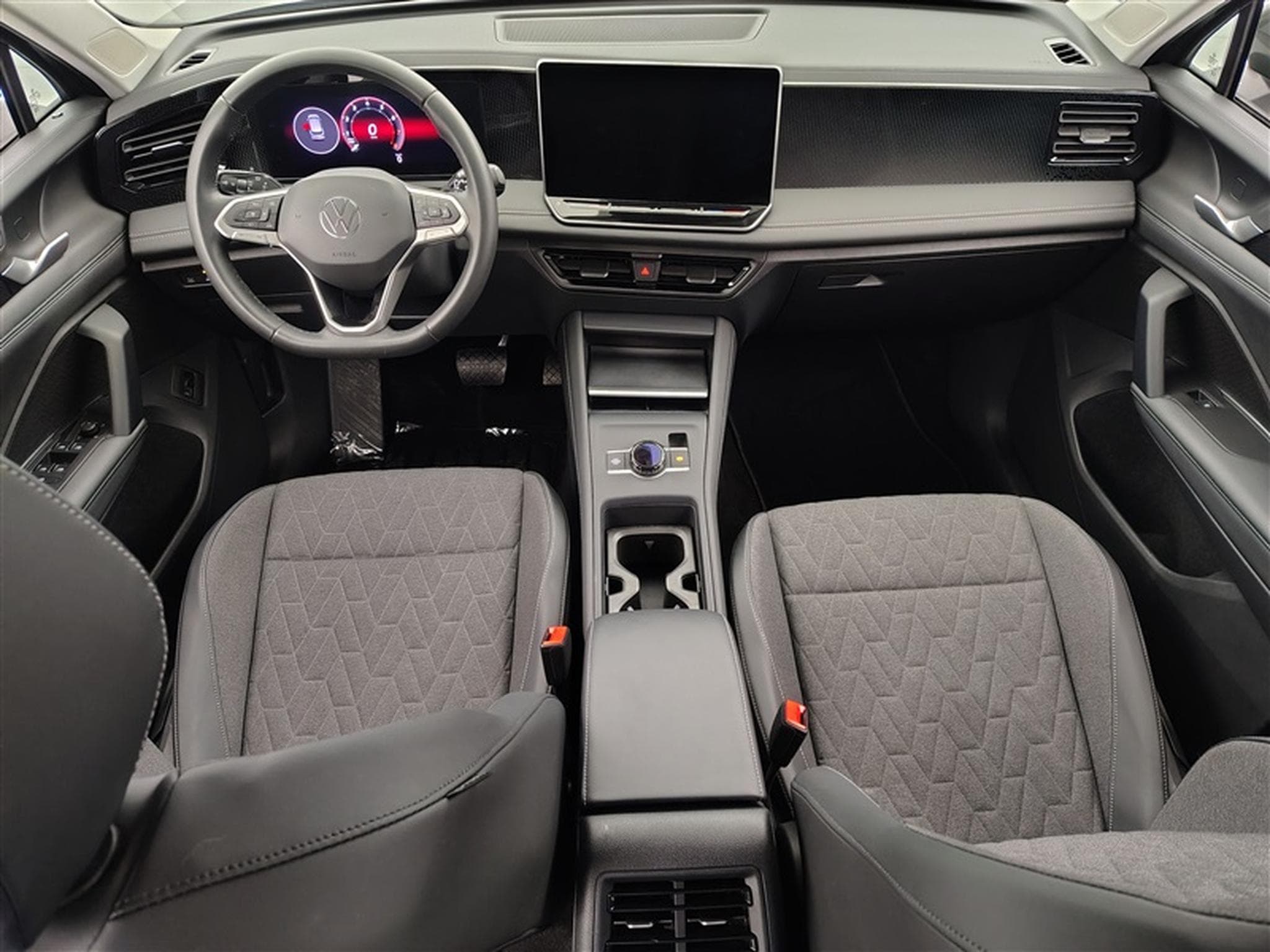 VW Tiguan 1.5 eTSI mHEV Life DSG  Navi / Led / PDC av+ar (2024) - Foto 8