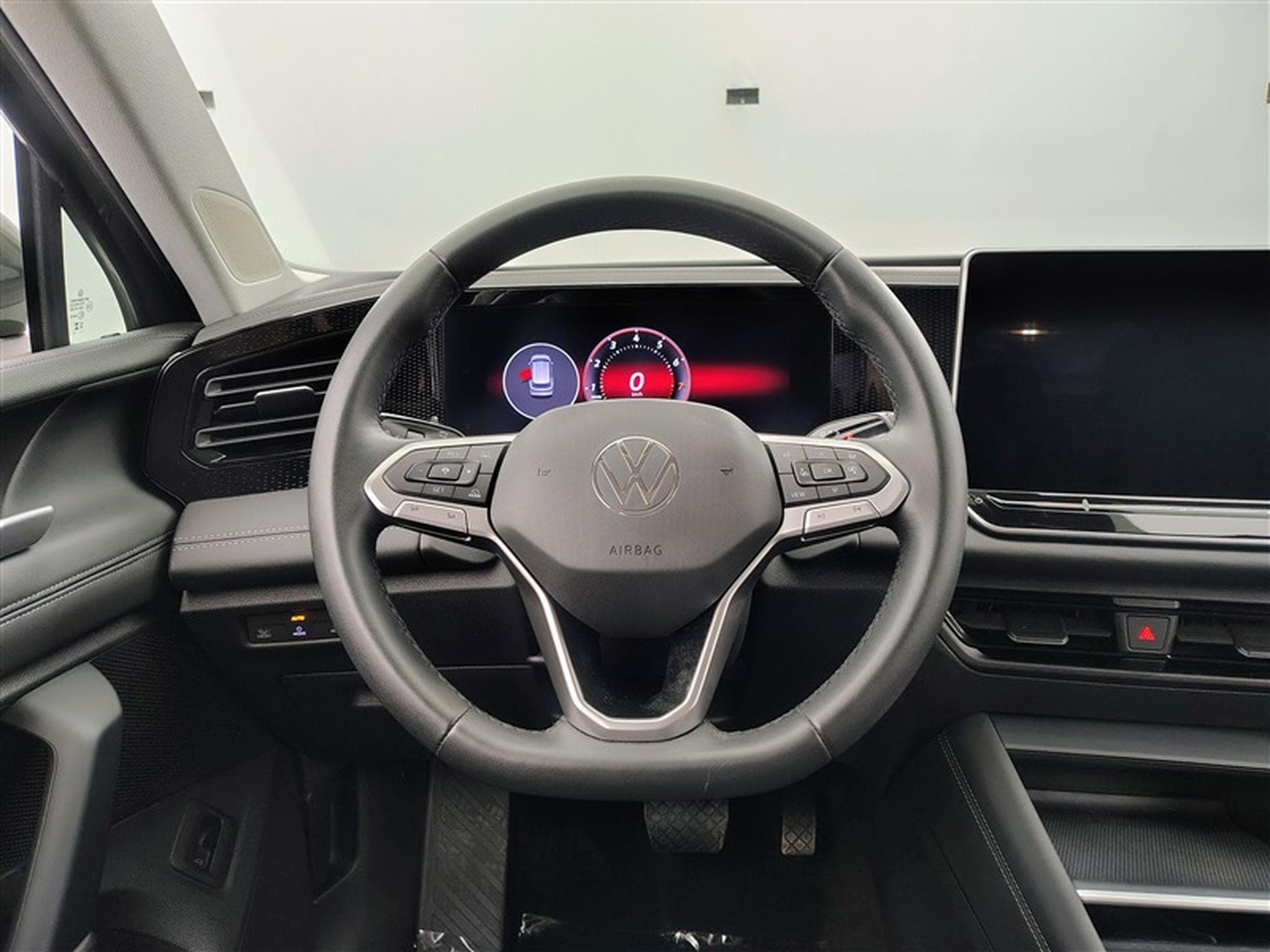 VW Tiguan 1.5 eTSI mHEV Life DSG  Navi / Led / PDC av+ar (2024) - Foto 9