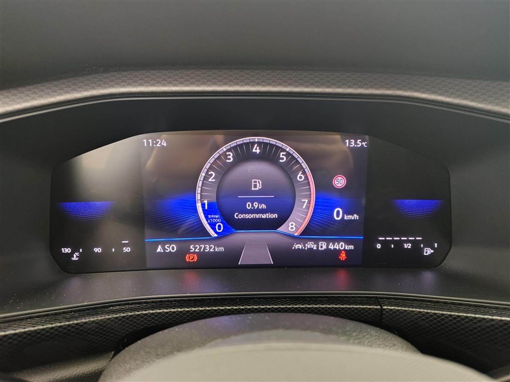 VW T-Cross 1.0 TSI Active NAVI / FULL LED / PDC AV+AR / JA 16" (2024) - Foto 10